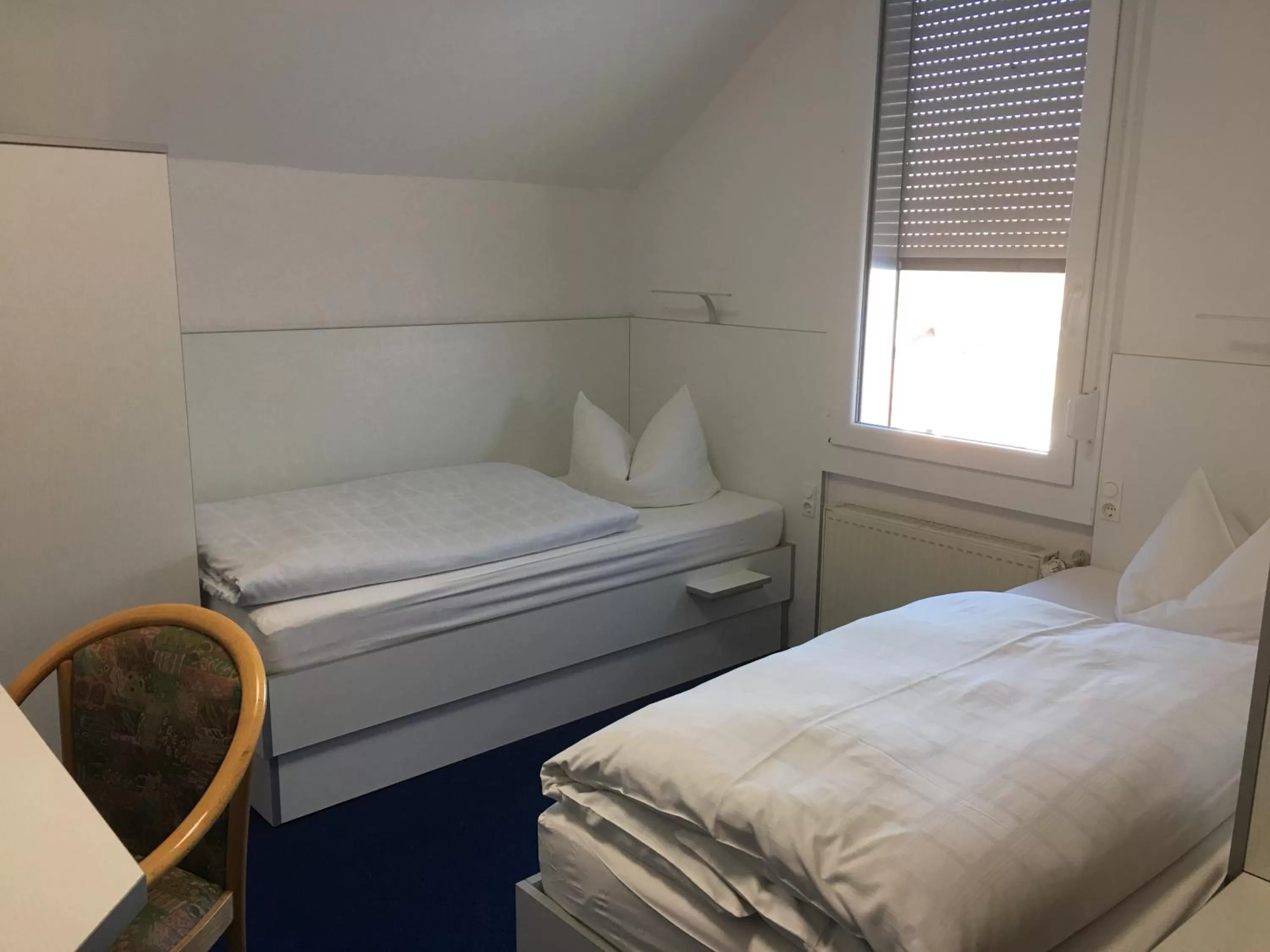 Photo of the whole room, Bed in Hotel & Restaurant Park Cafe ISA