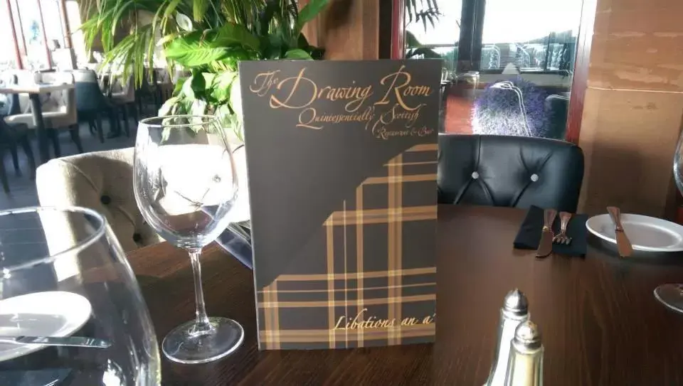 Restaurant/places to eat in Lauriston Hotel