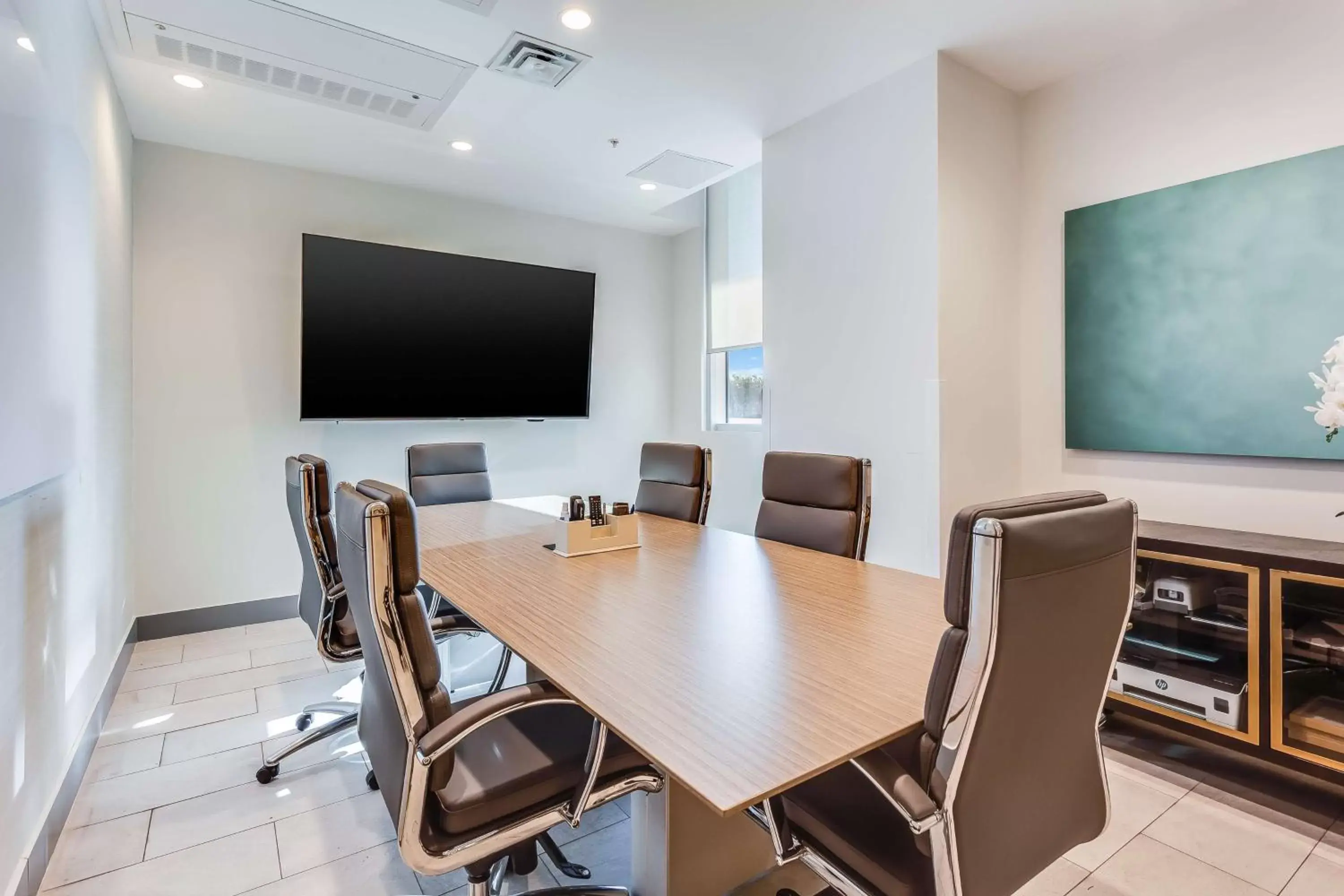 Meeting/conference room in SERENA Hotel Aventura Miami, Tapestry Collection by Hilton