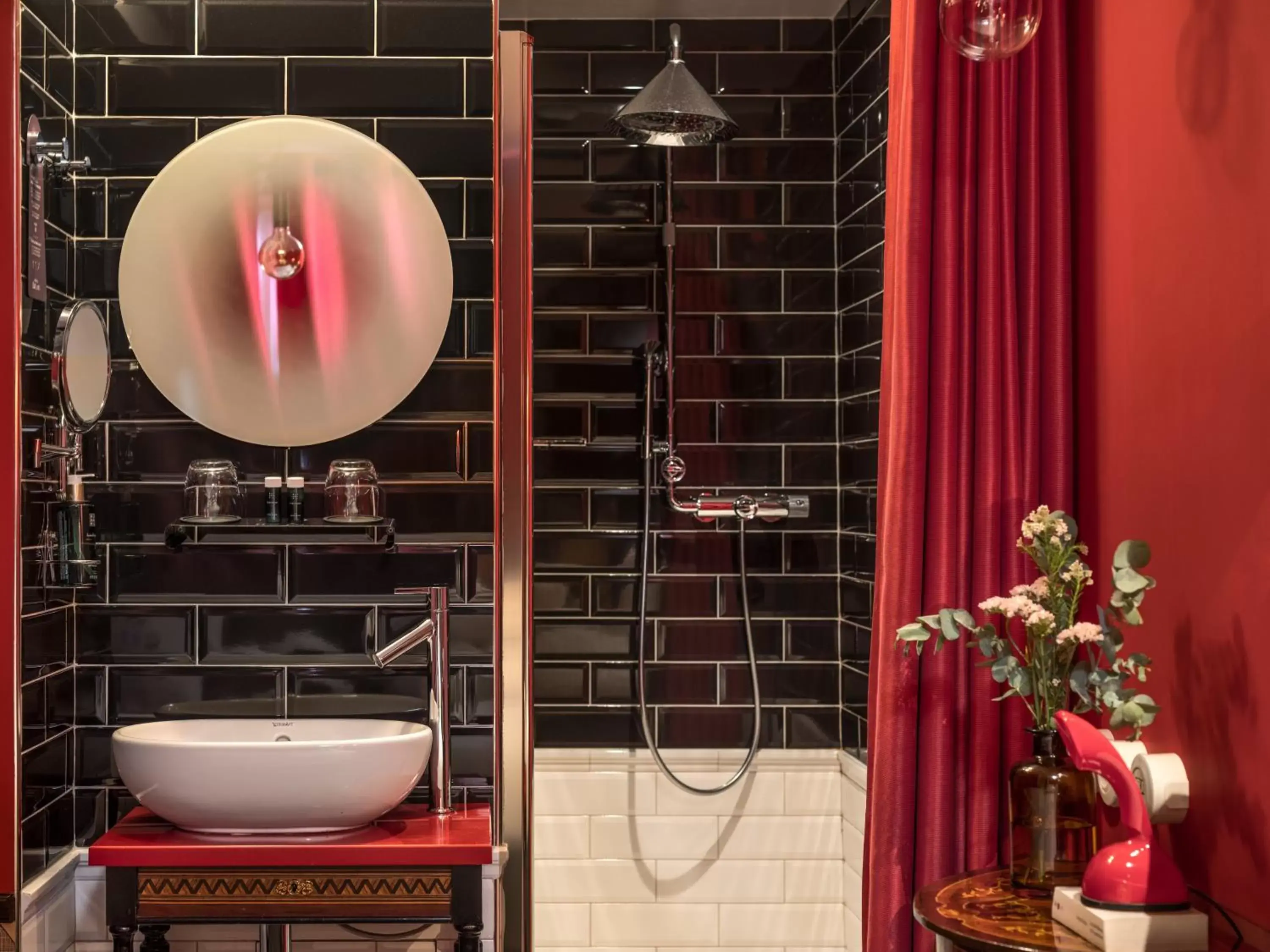 Shower, Bathroom in Hôtel Exquis by Elegancia