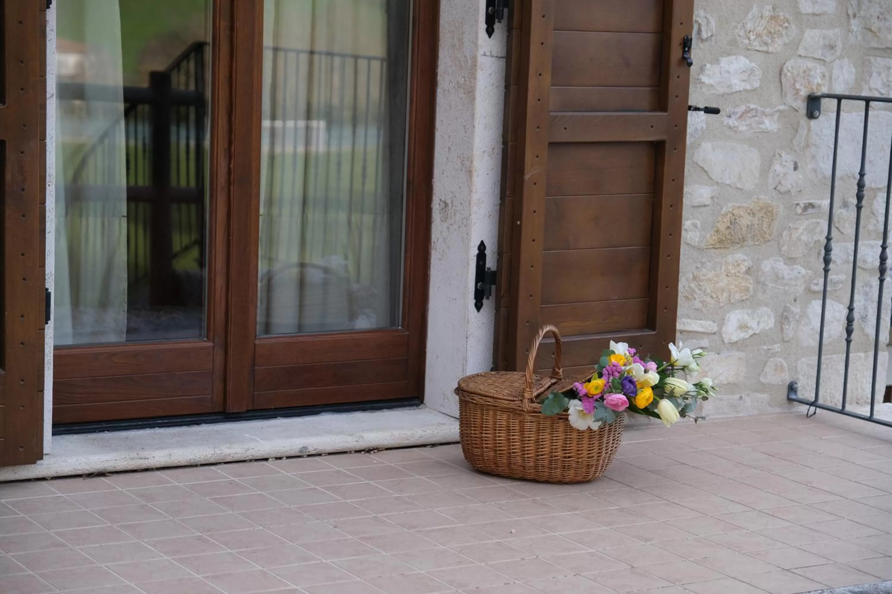 Facade/entrance in Country House Elite