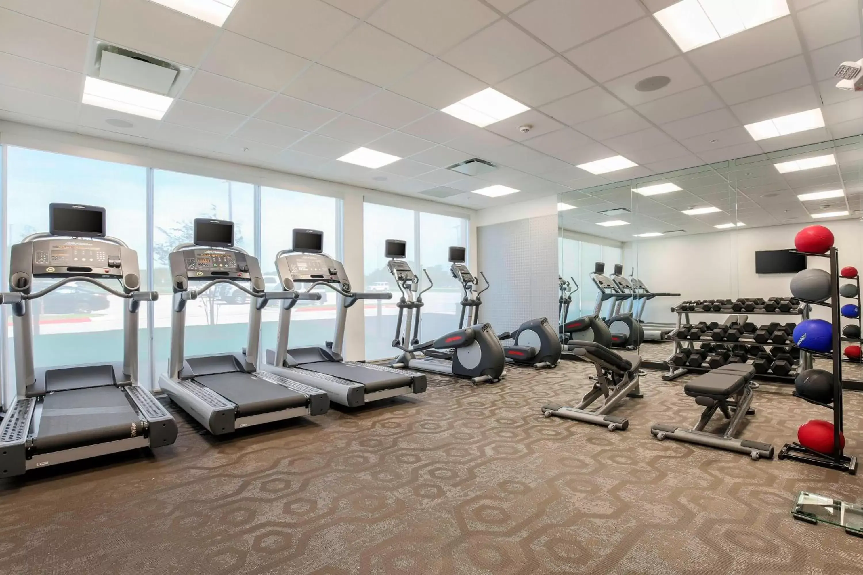 Fitness centre/facilities, Fitness Center/Facilities in Fairfield Inn & Suites by Marriott Decatur at Decatur Conference Center