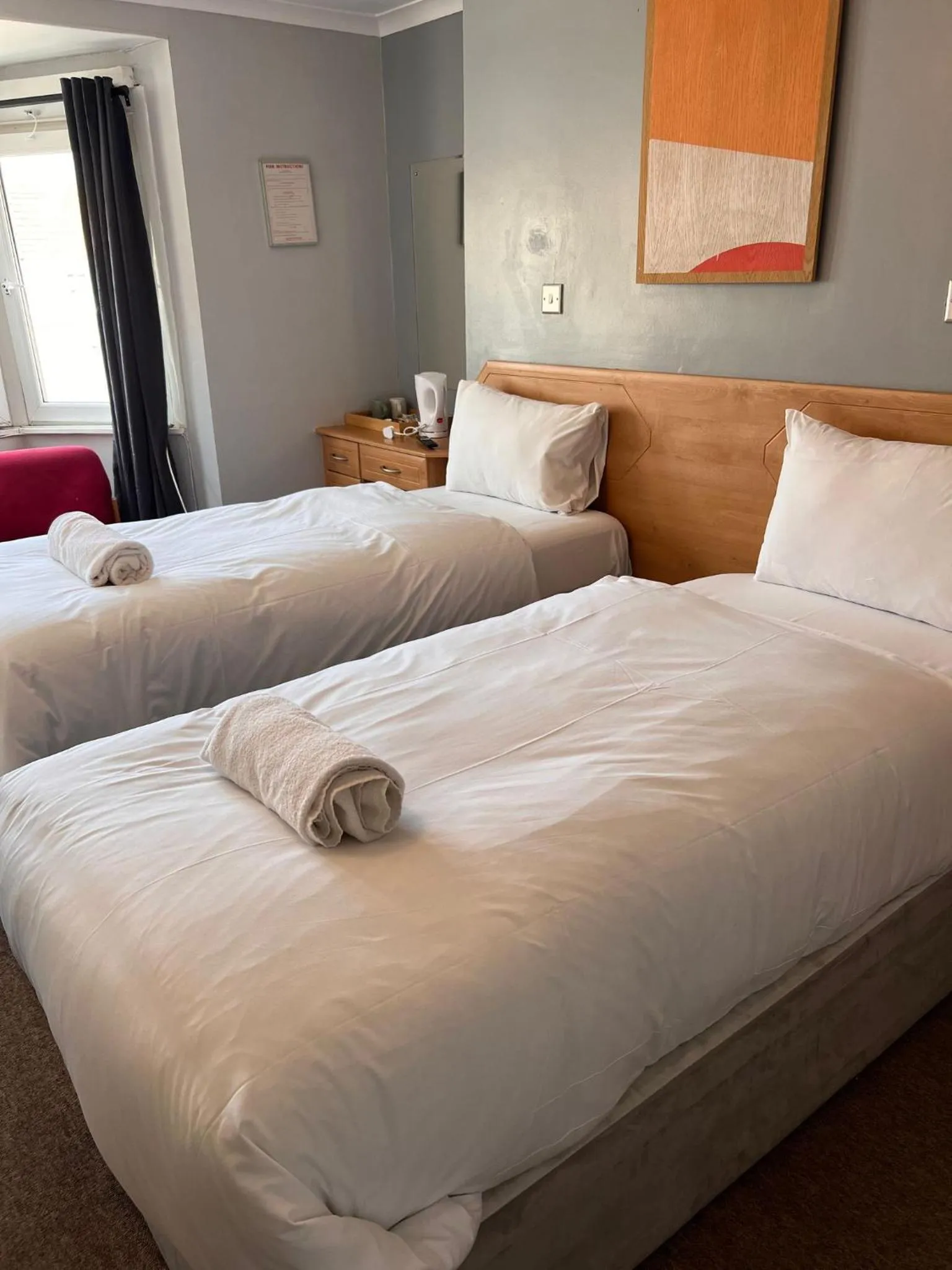 Standard Twin Room in The Gullivers Hotel