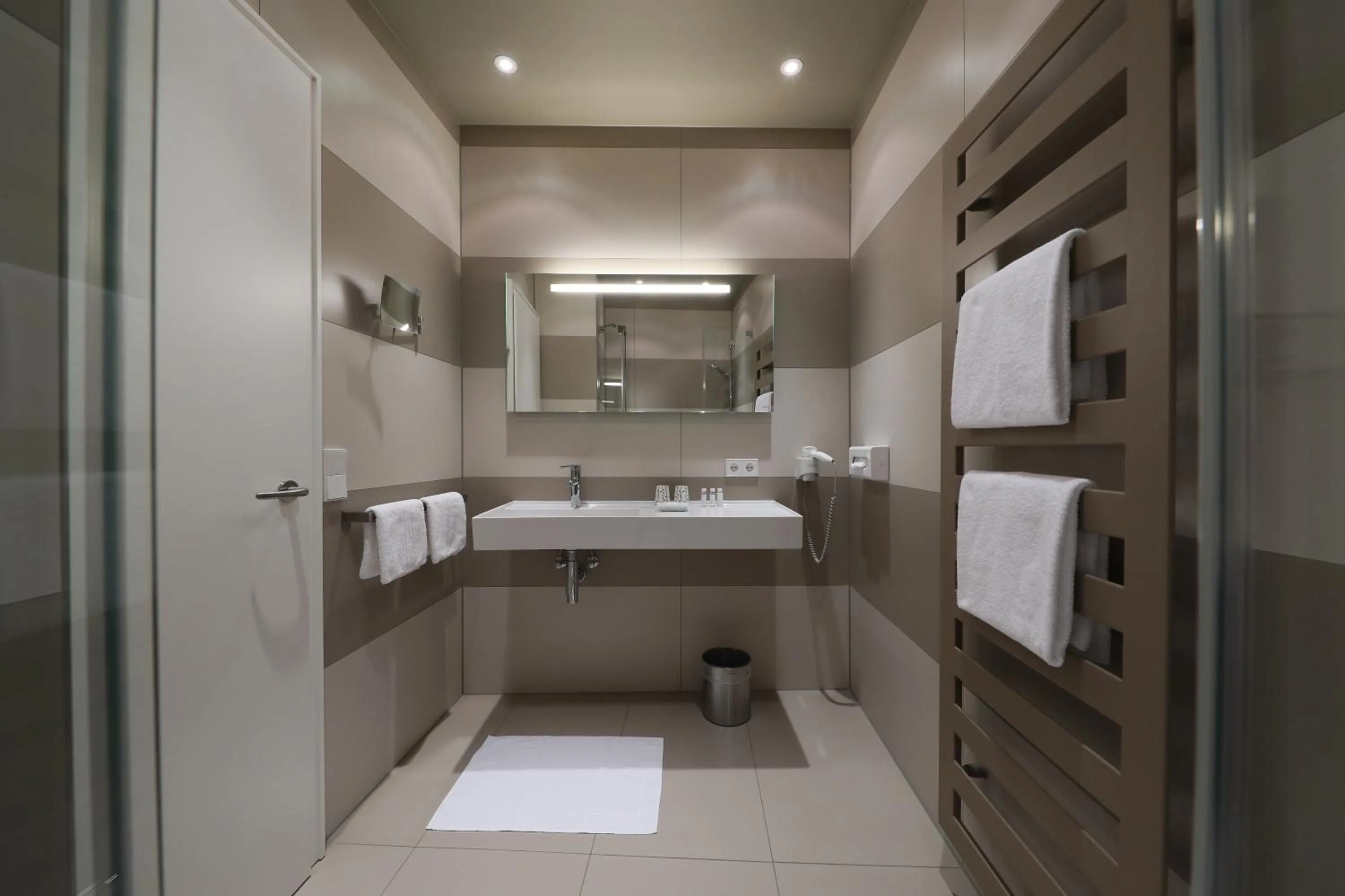 Bathroom in MOMA1890 Boutique Hotel