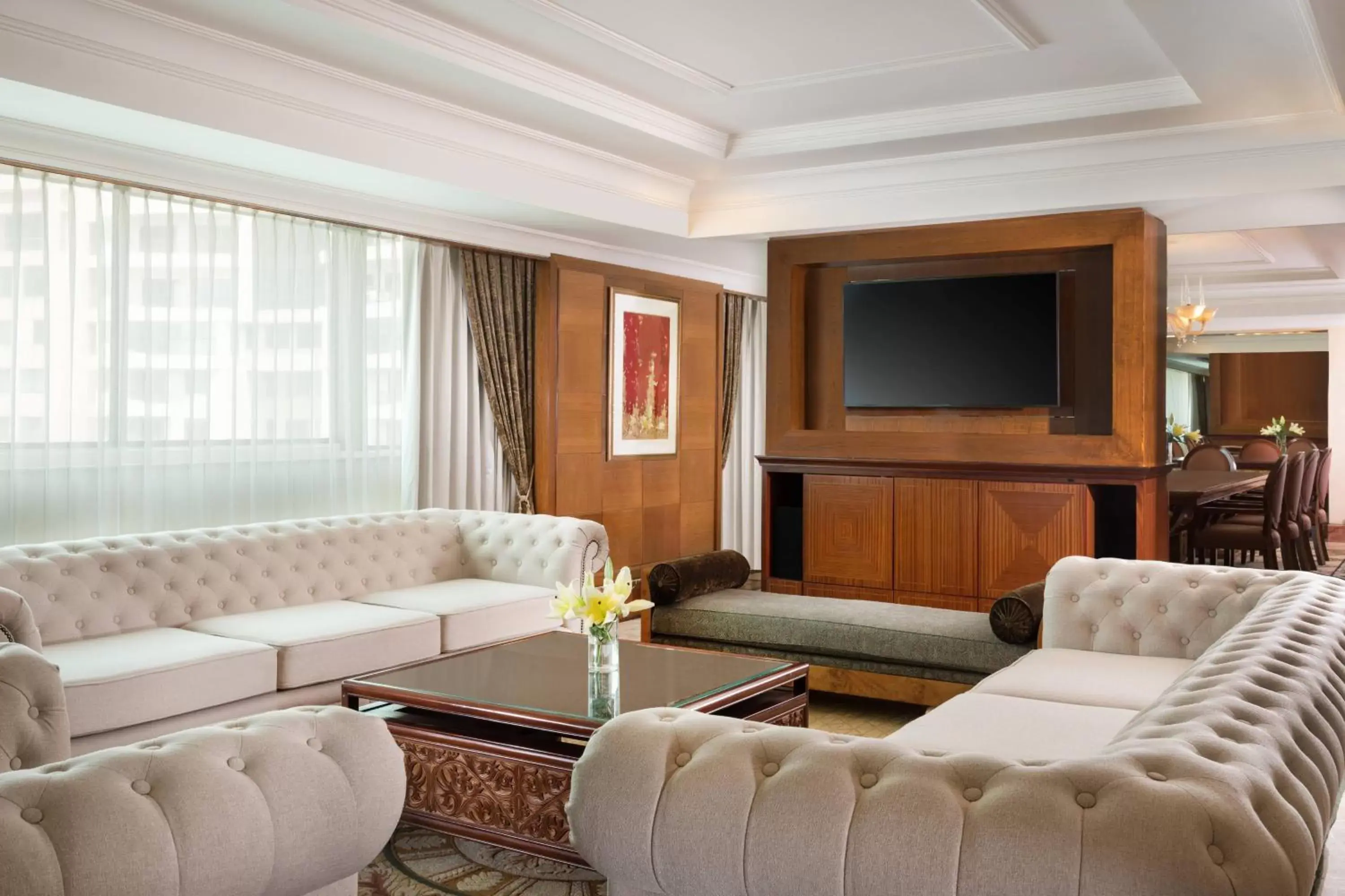 Living room, Seating Area in Sheraton Surabaya Hotel & Towers