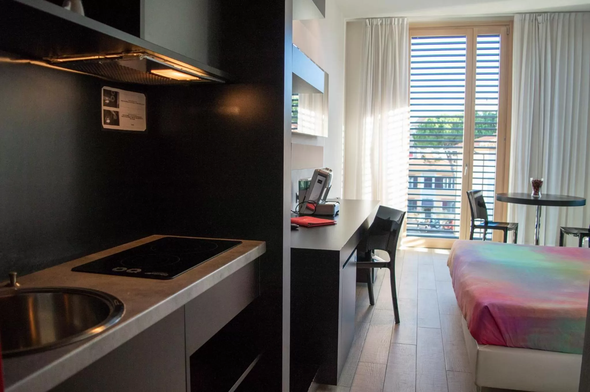 Kitchen or kitchenette in Blue Shades Hotel