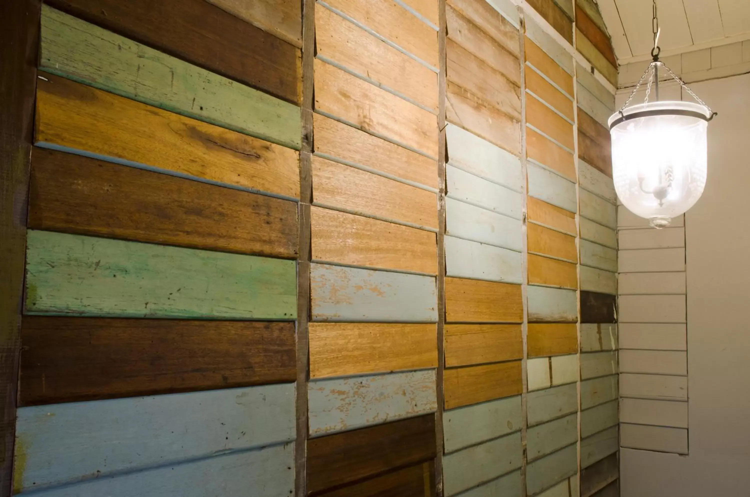 Decorative detail, Bathroom in Muntri Mews