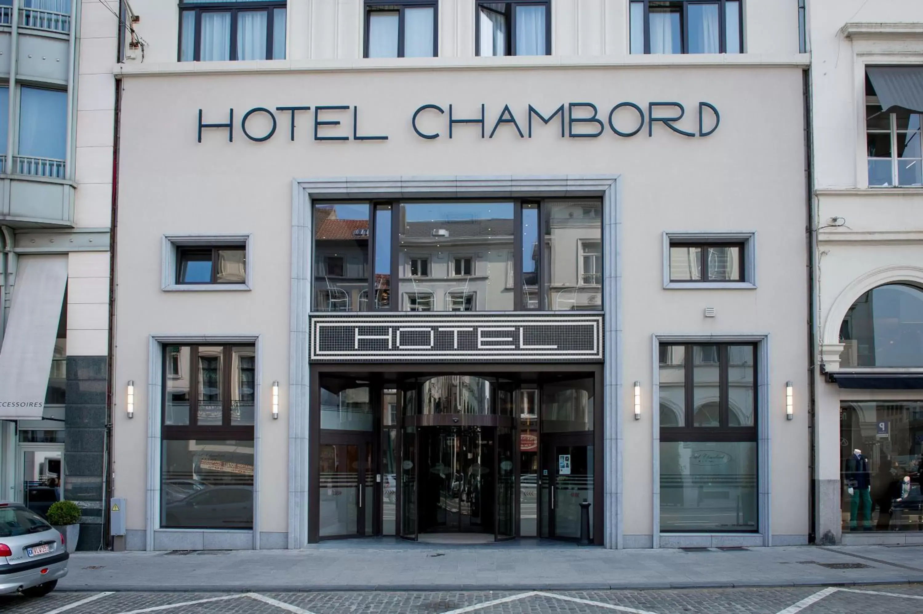 Facade/entrance, Property Building in Hotel Chambord