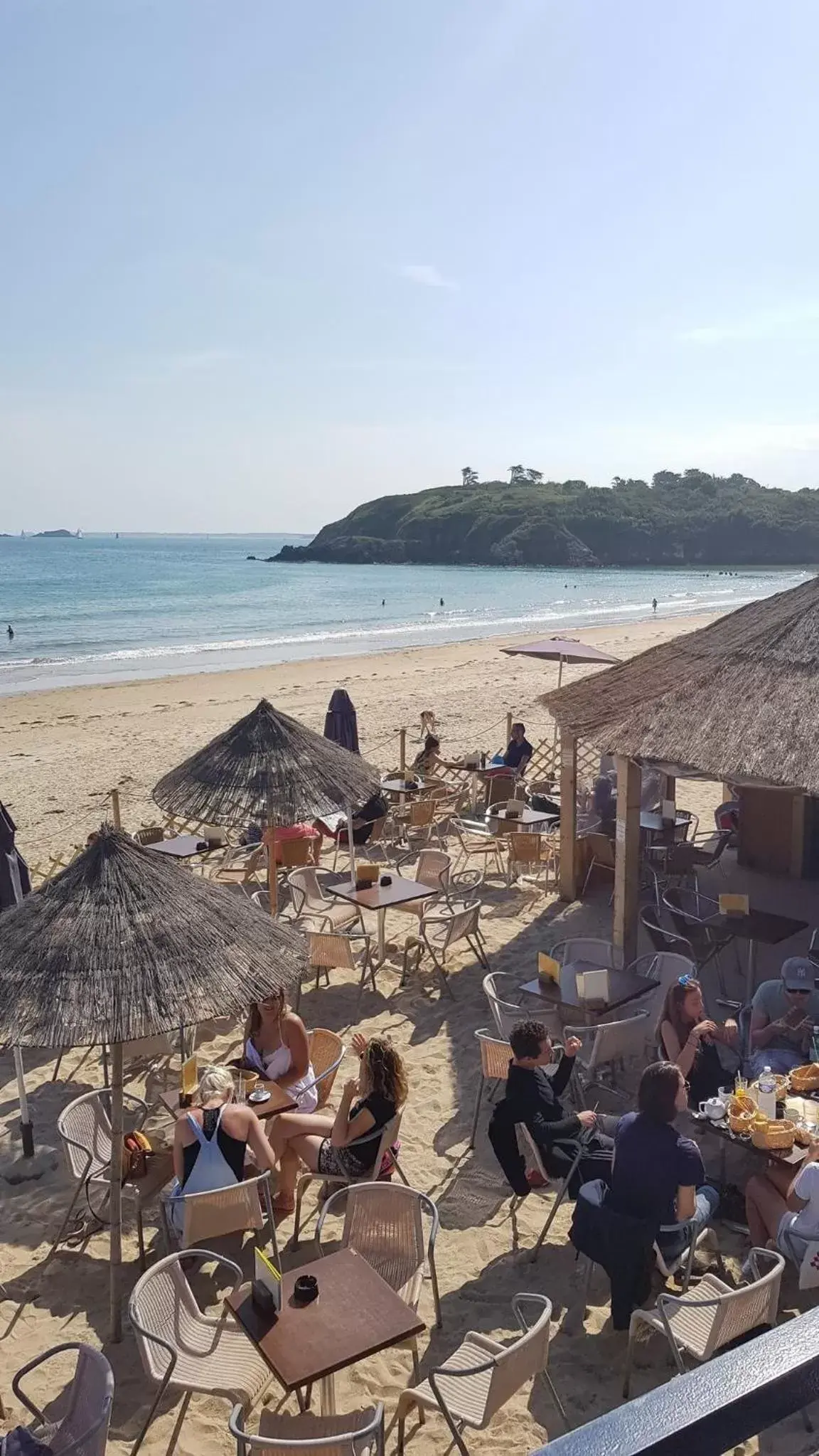 Restaurant/places to eat, Beach in La Demeure aux Hortensias