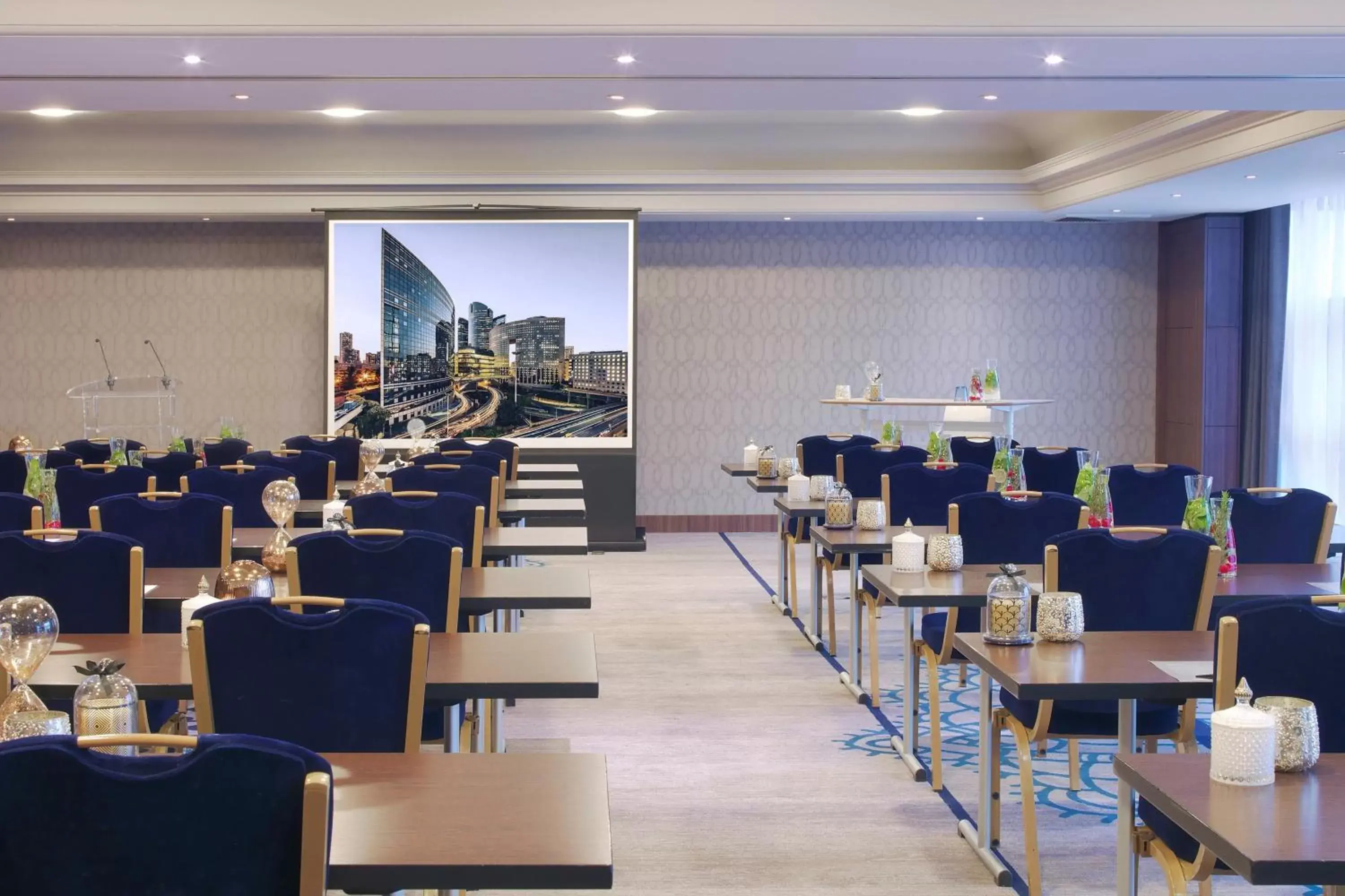 Meeting/conference room in Renaissance Paris La Defense Hotel