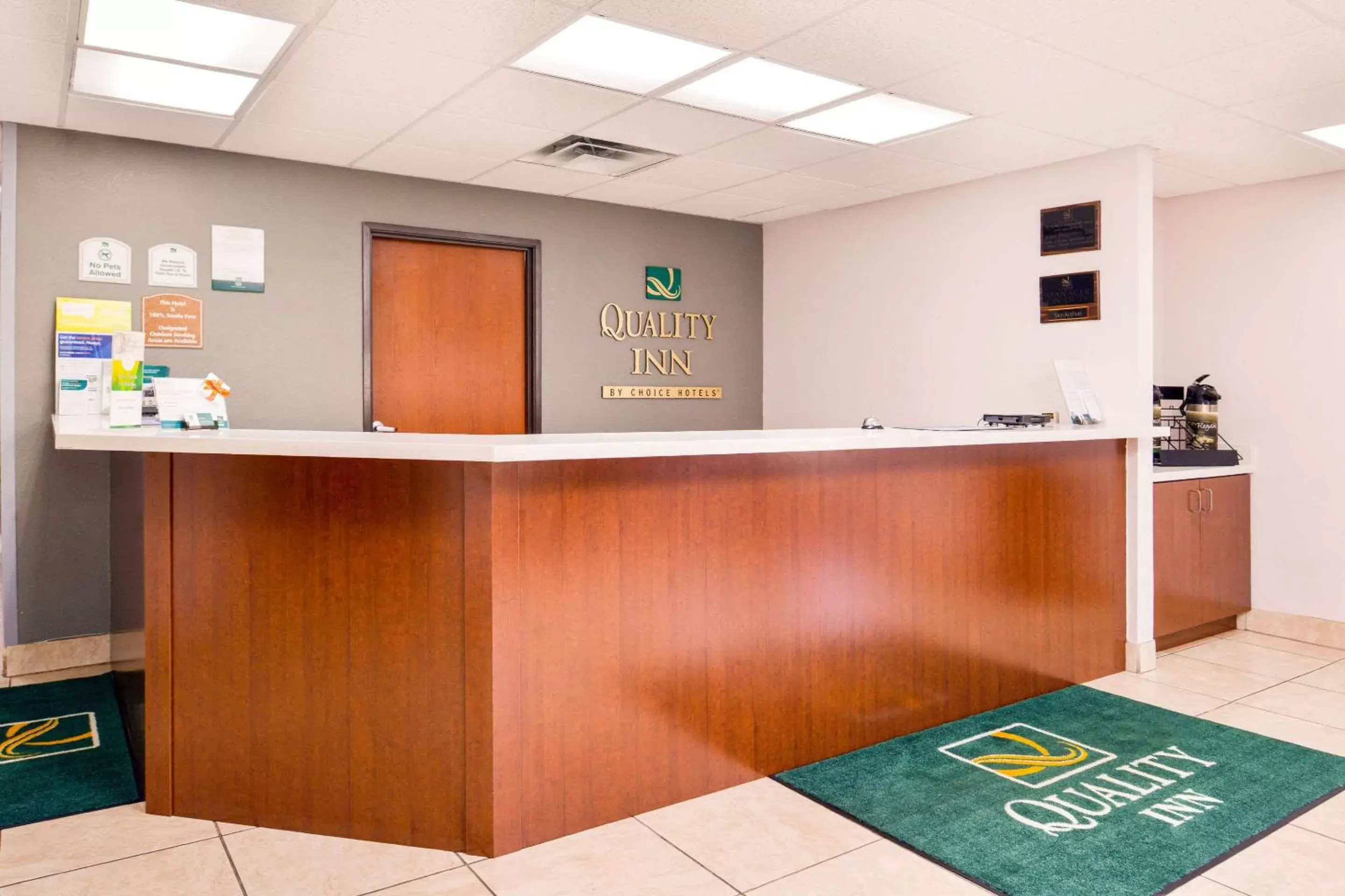 Lobby or reception, Lobby/Reception in Quality Inn Joplin I-44