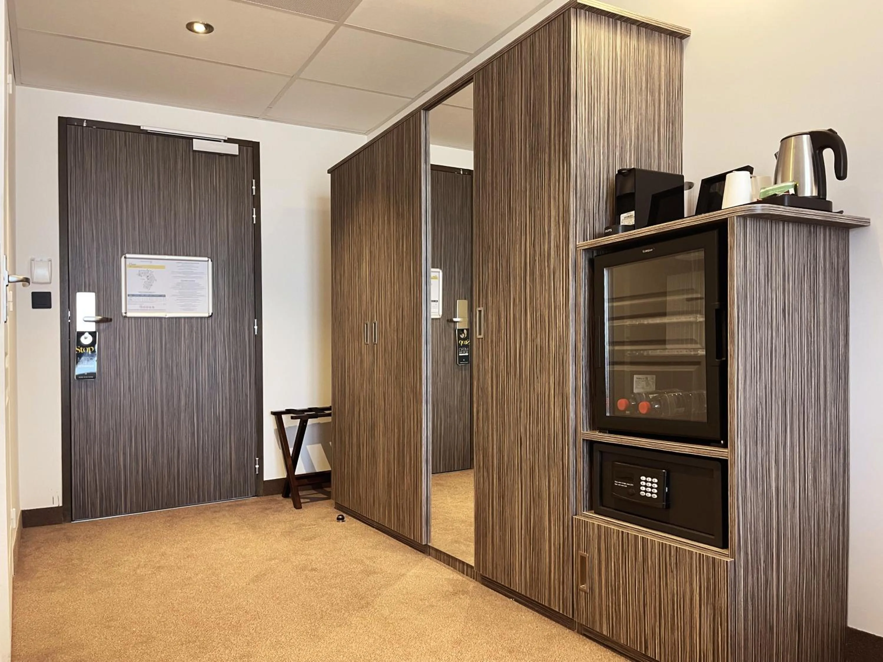 Bedroom in Golden Tulip La Baule Hotel and Residence