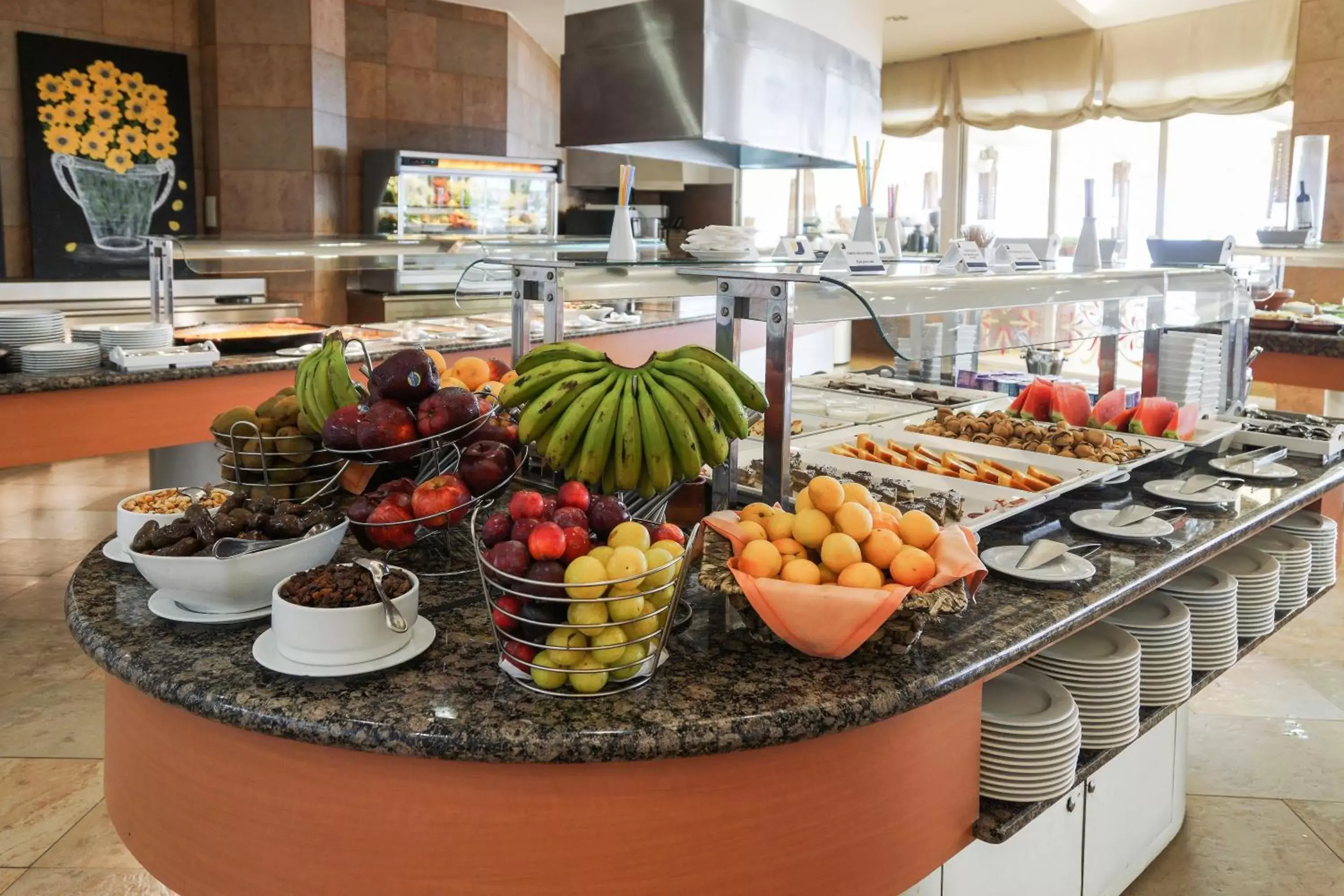 Restaurant/places to eat in Hotel Puerto Juan Montiel Spa & Base Nautica