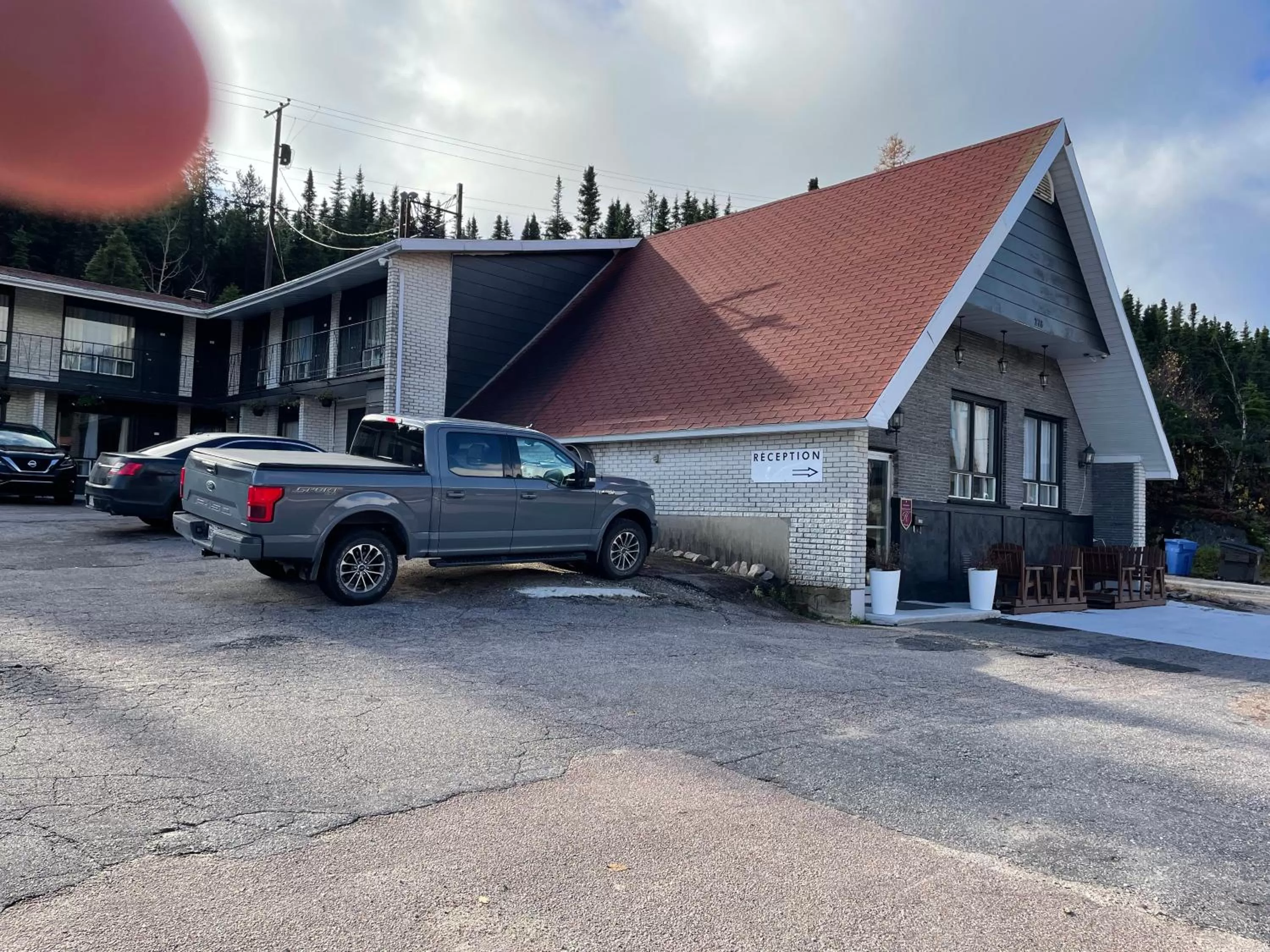 Property building in Motel du rosier