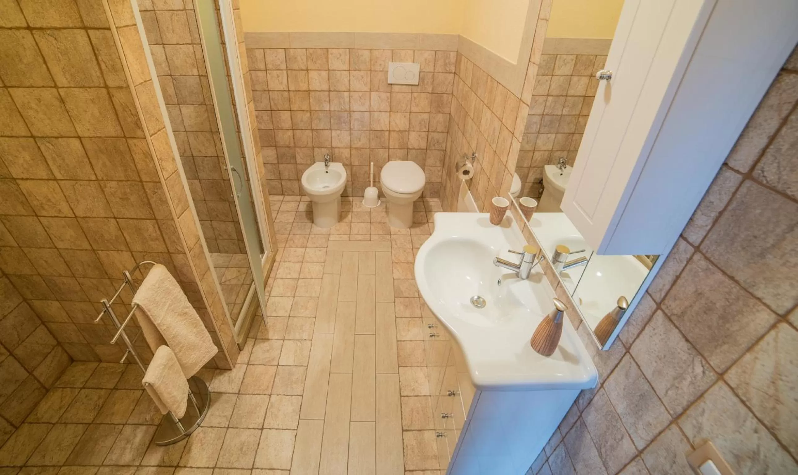 Shower in S'Apprigu B&B