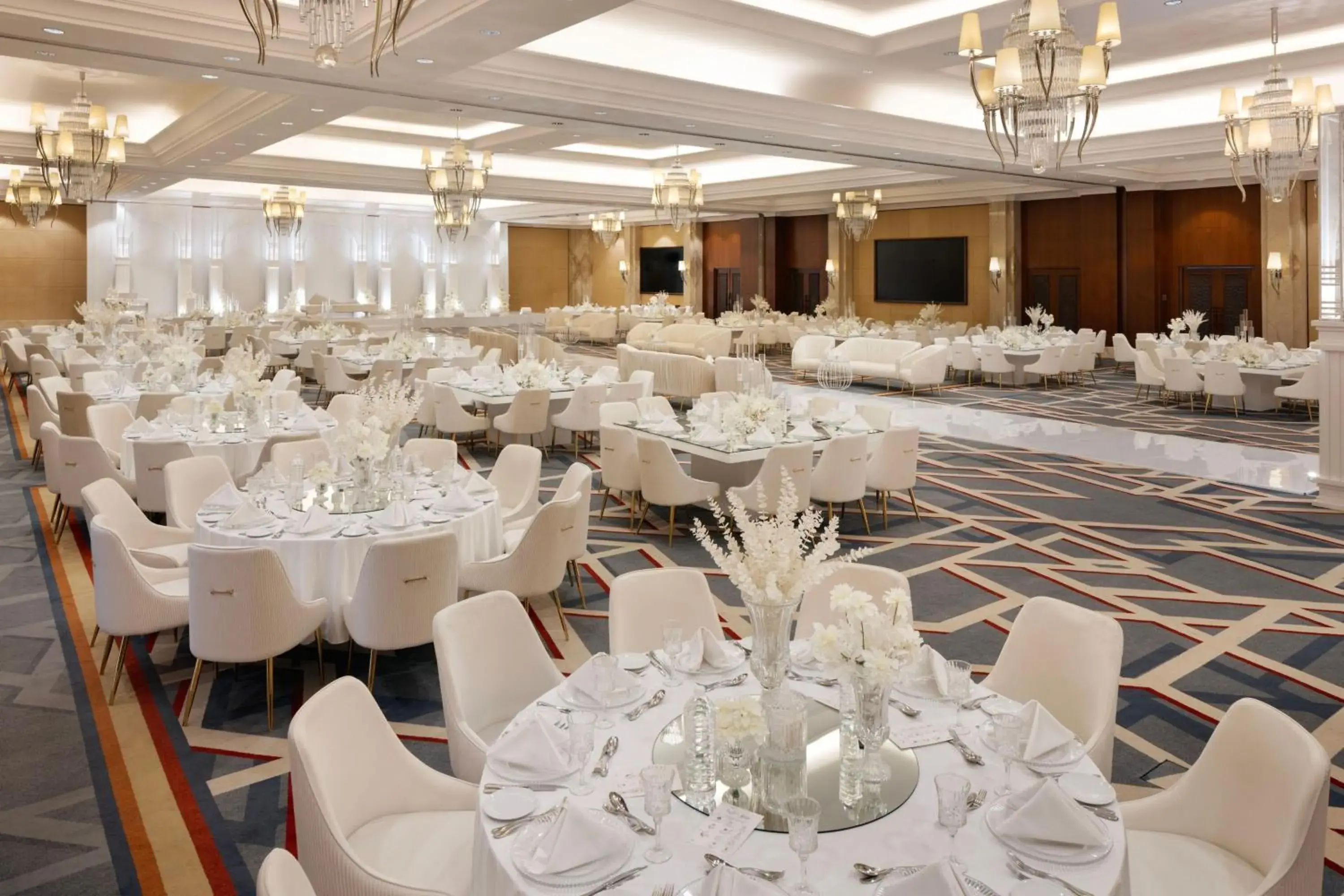 Banquet/Function facilities, Banquet Facilities in Sheraton Oman Hotel