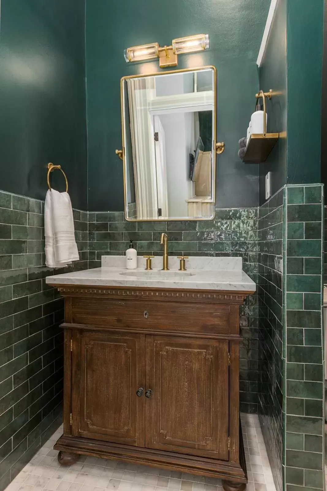 Bathroom in Bellwether House