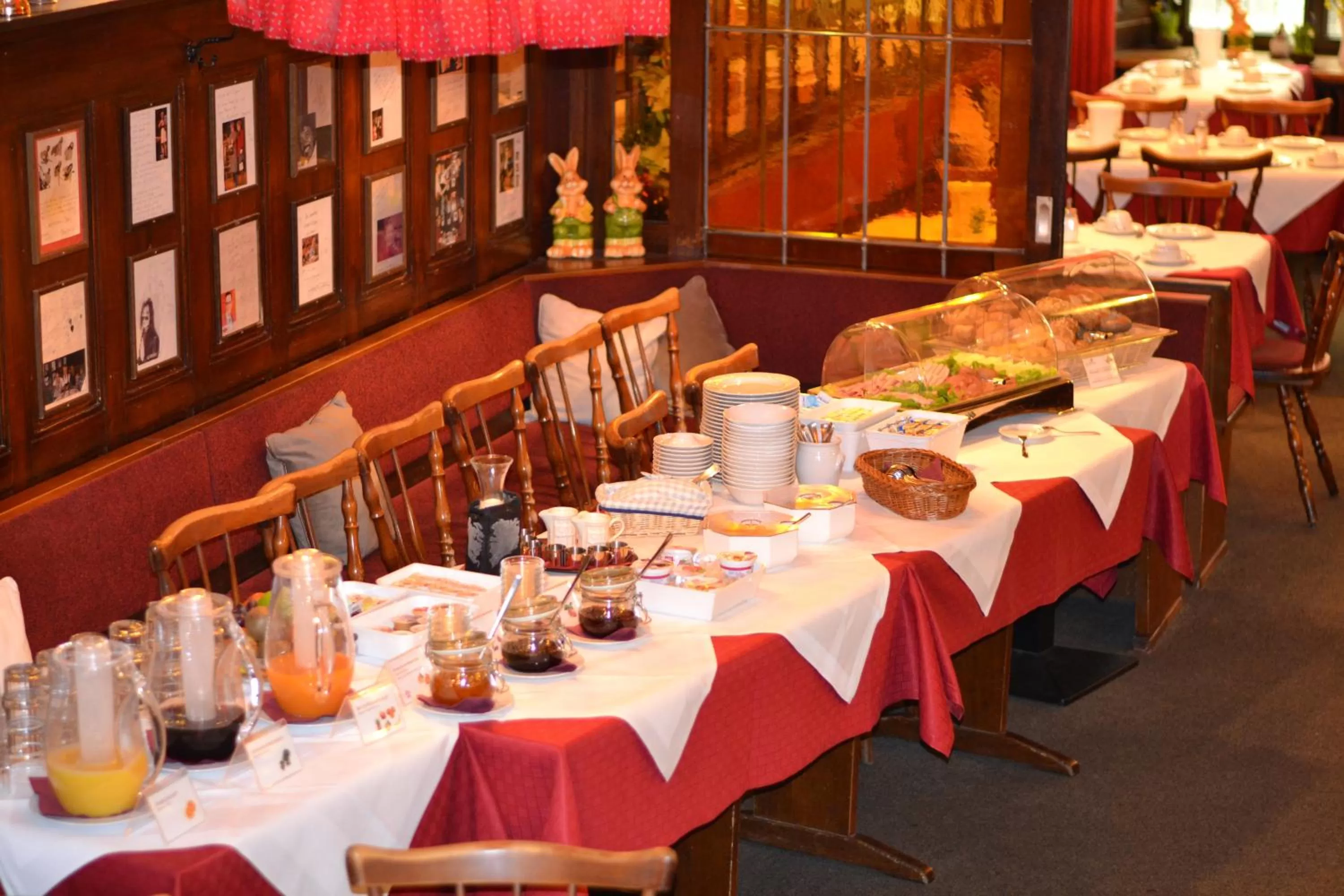 Breakfast, Restaurant/Places to Eat in Gasthaus Löwen