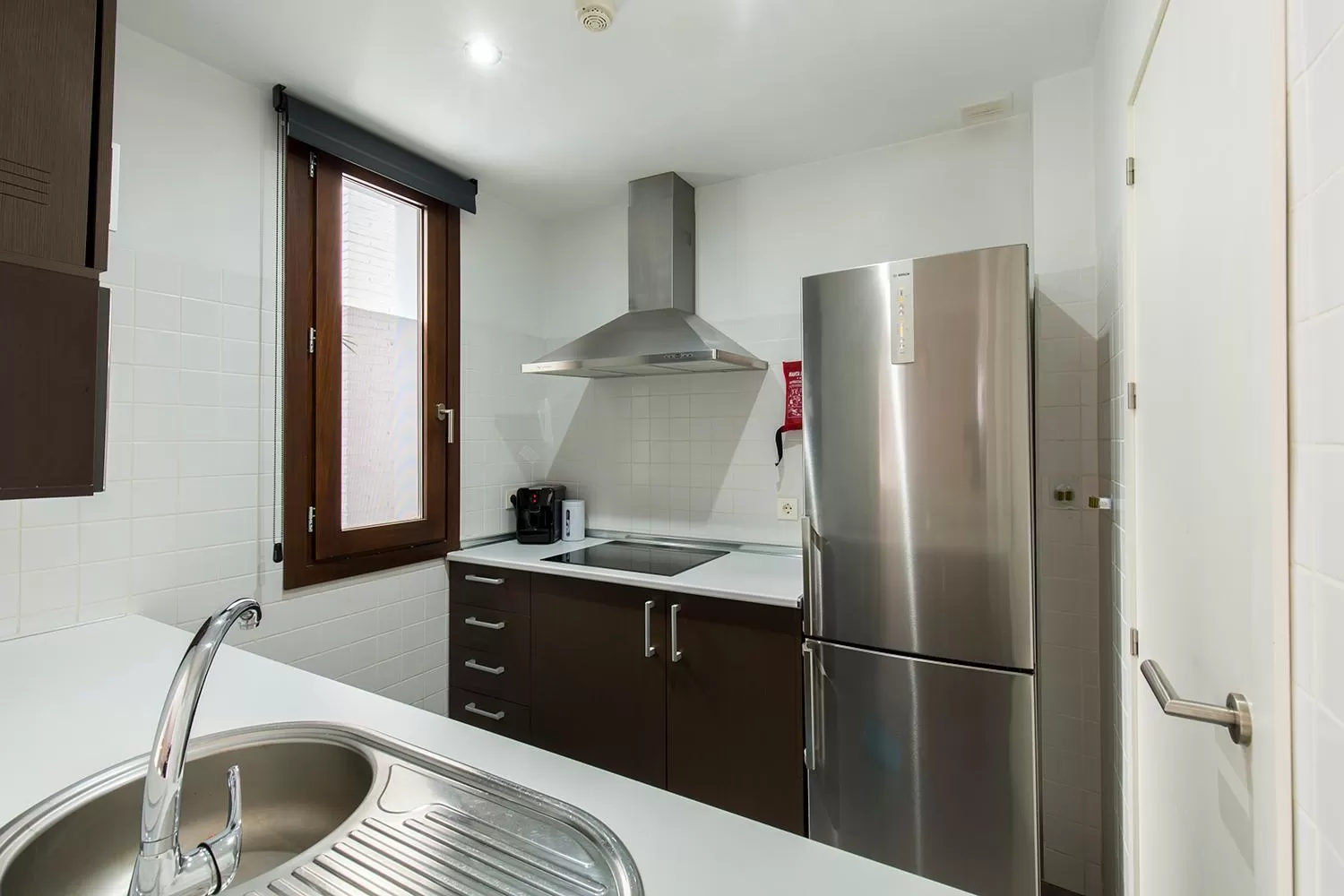 Coffee/tea facilities in tuGuest Elvira Suites