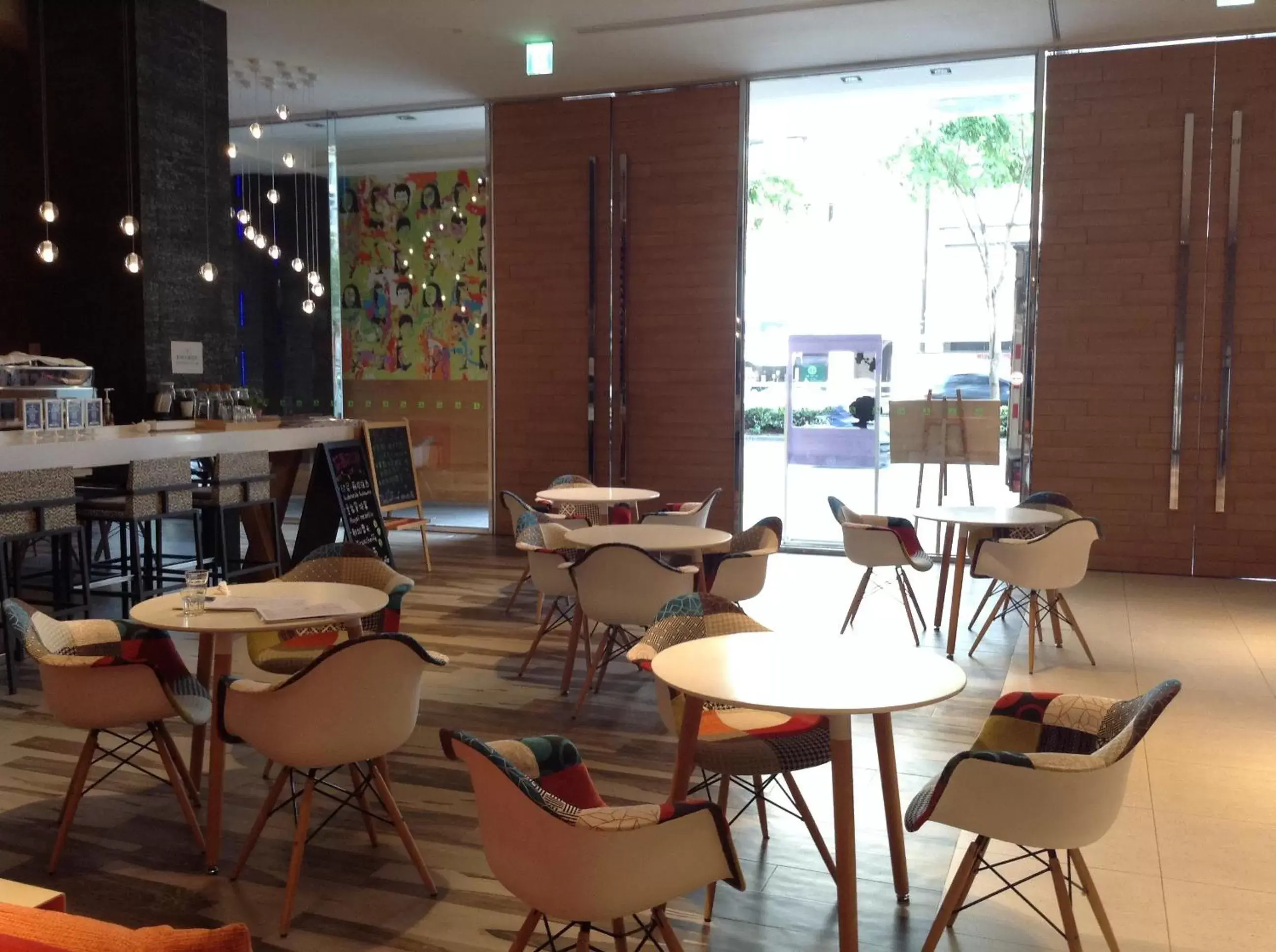 Lobby or reception, Restaurant/Places to Eat in FX INN Kaohsiung Zhonghua Road Branch