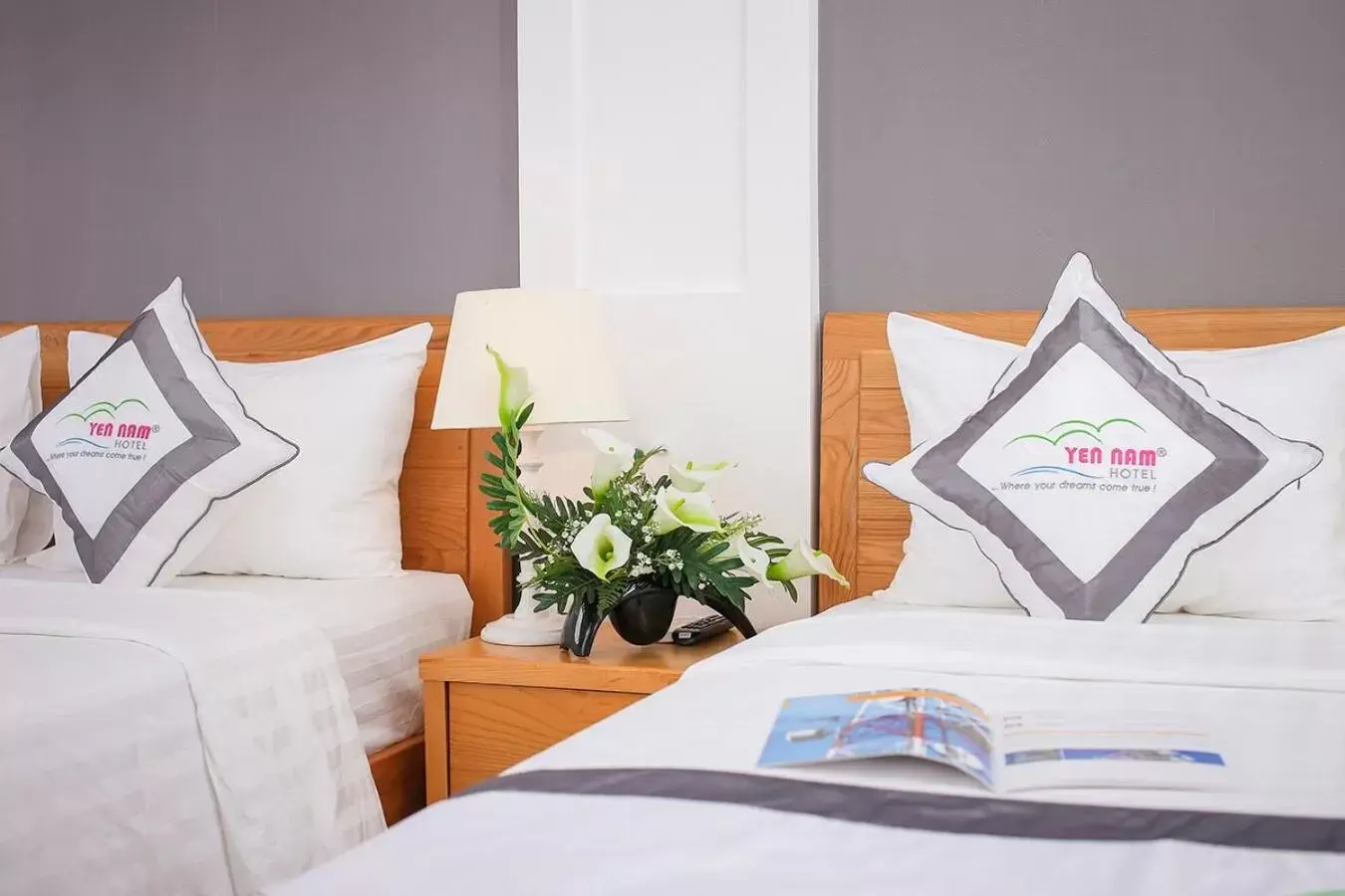 Bed in Yen Nam Hotel Nguyen Trong Tuyen Bed in Yen Nam Hotel Nguyen Trong Tuyen