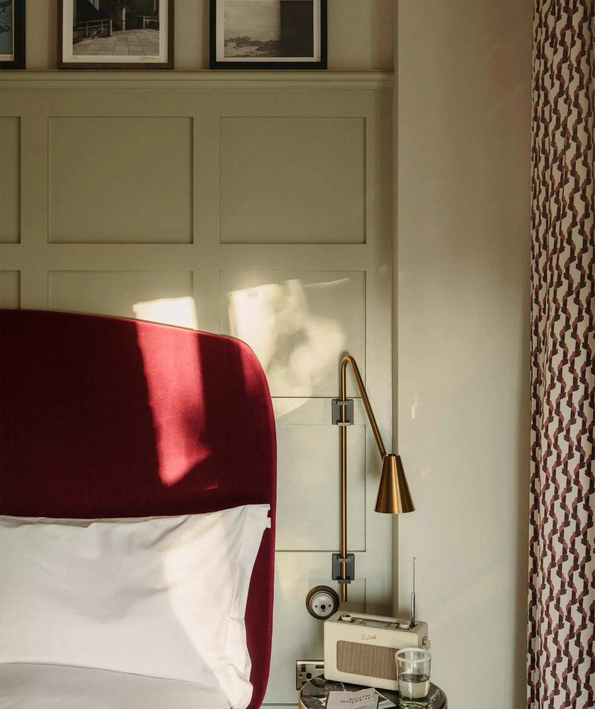 Bedroom, Bed in The Hoxton, Southwark