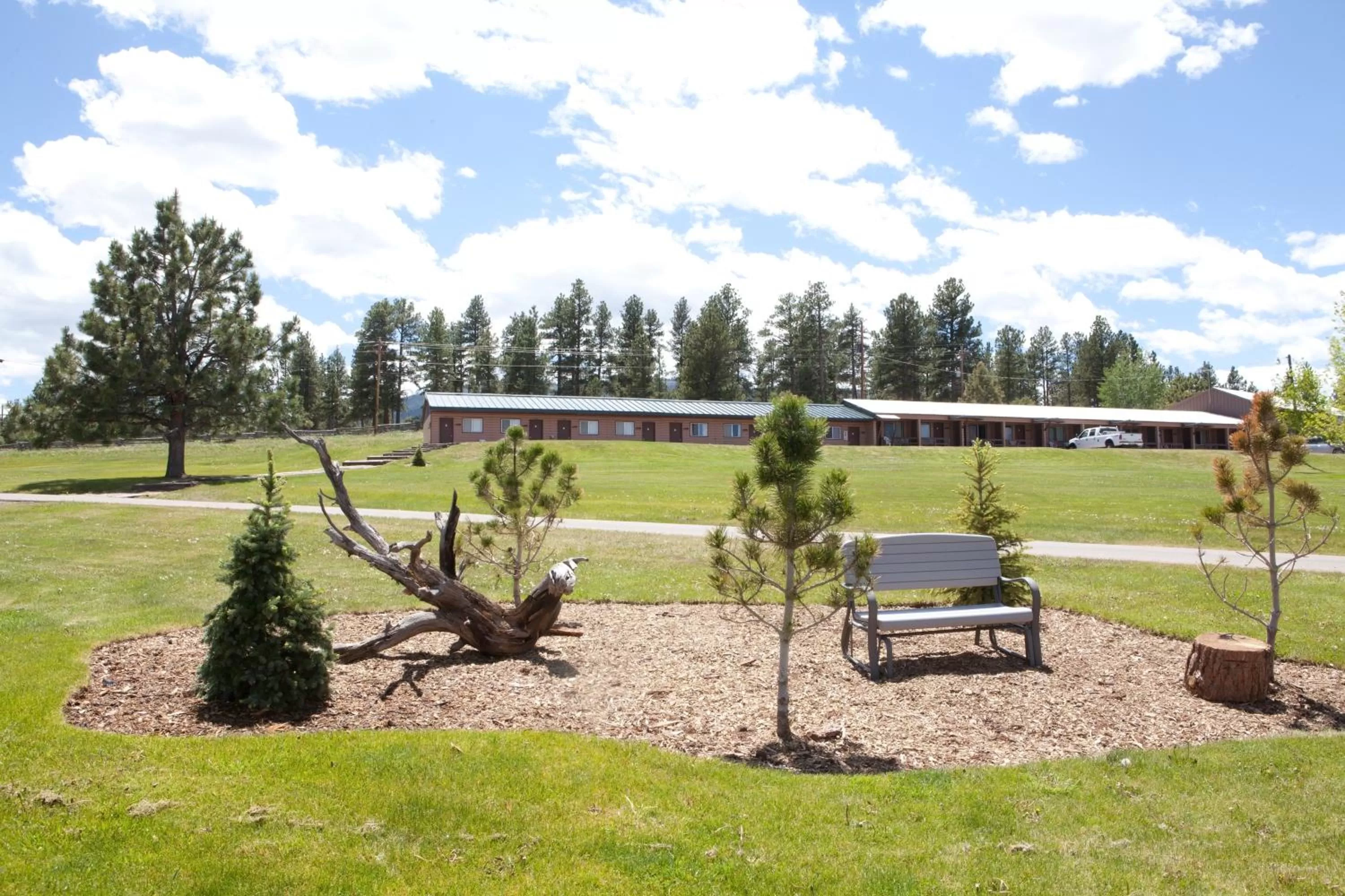 Facade/entrance, Garden in Flaming Gorge Resort