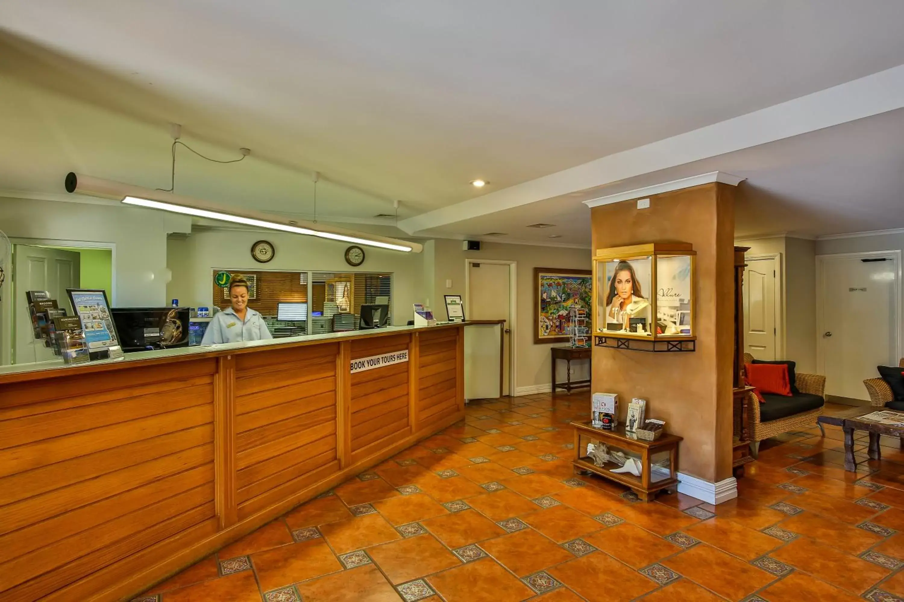 Lobby or reception in Moonlight Bay Suites