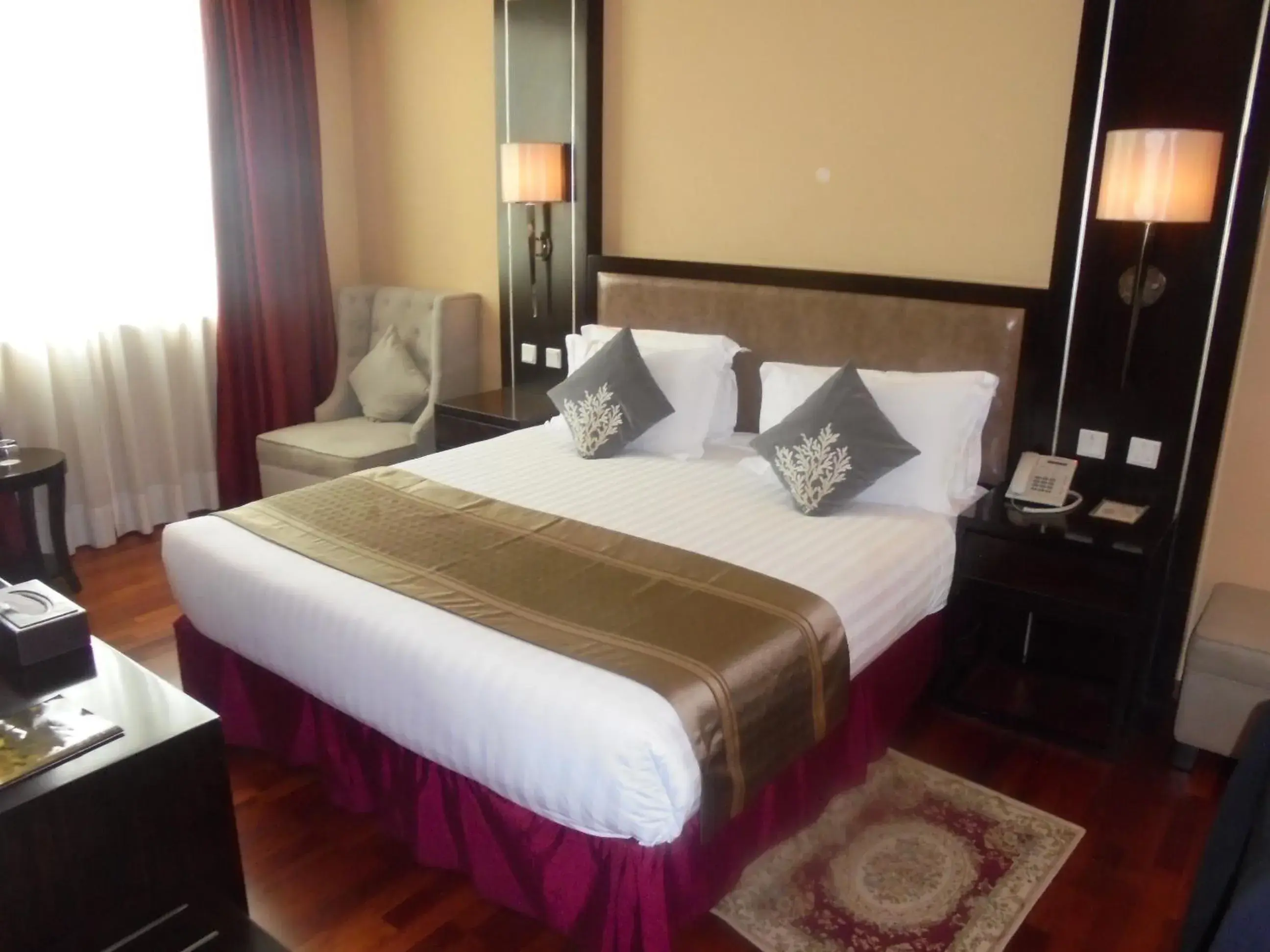 Photo of the whole room, Bed in Saro-Maria Hotel