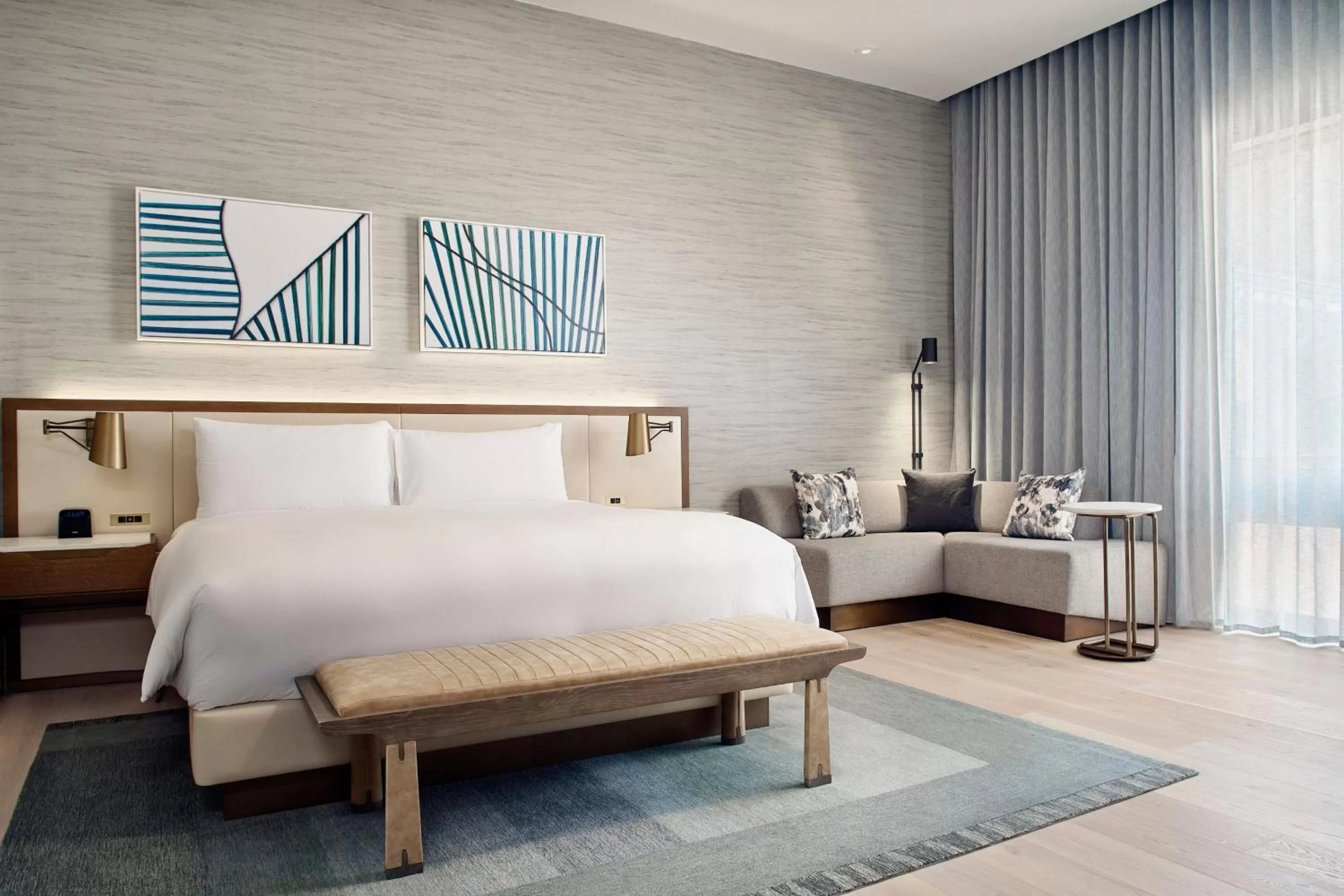 Photo of the whole room, Bed in JW Marriott Hotel Mexico City Polanco