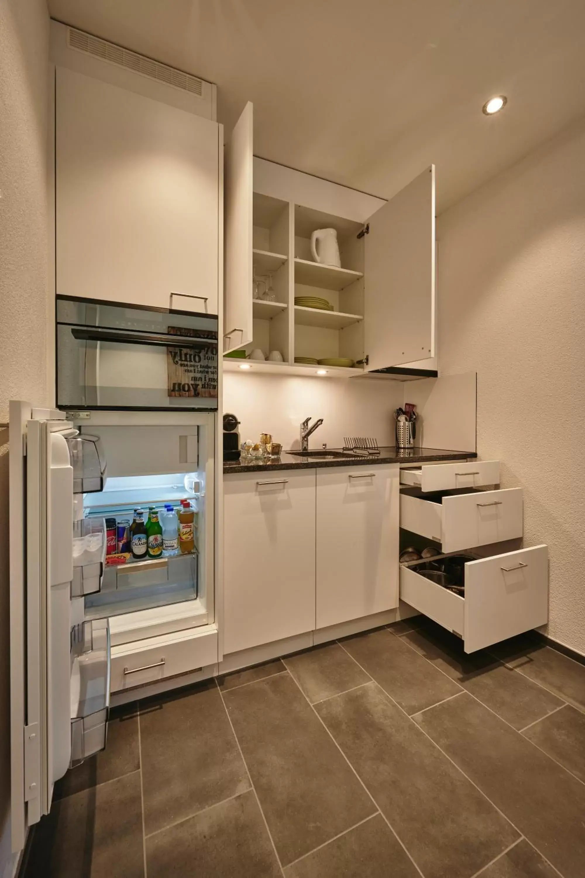 Kitchen or kitchenette, Kitchen/Kitchenette in da Maurizio Suites