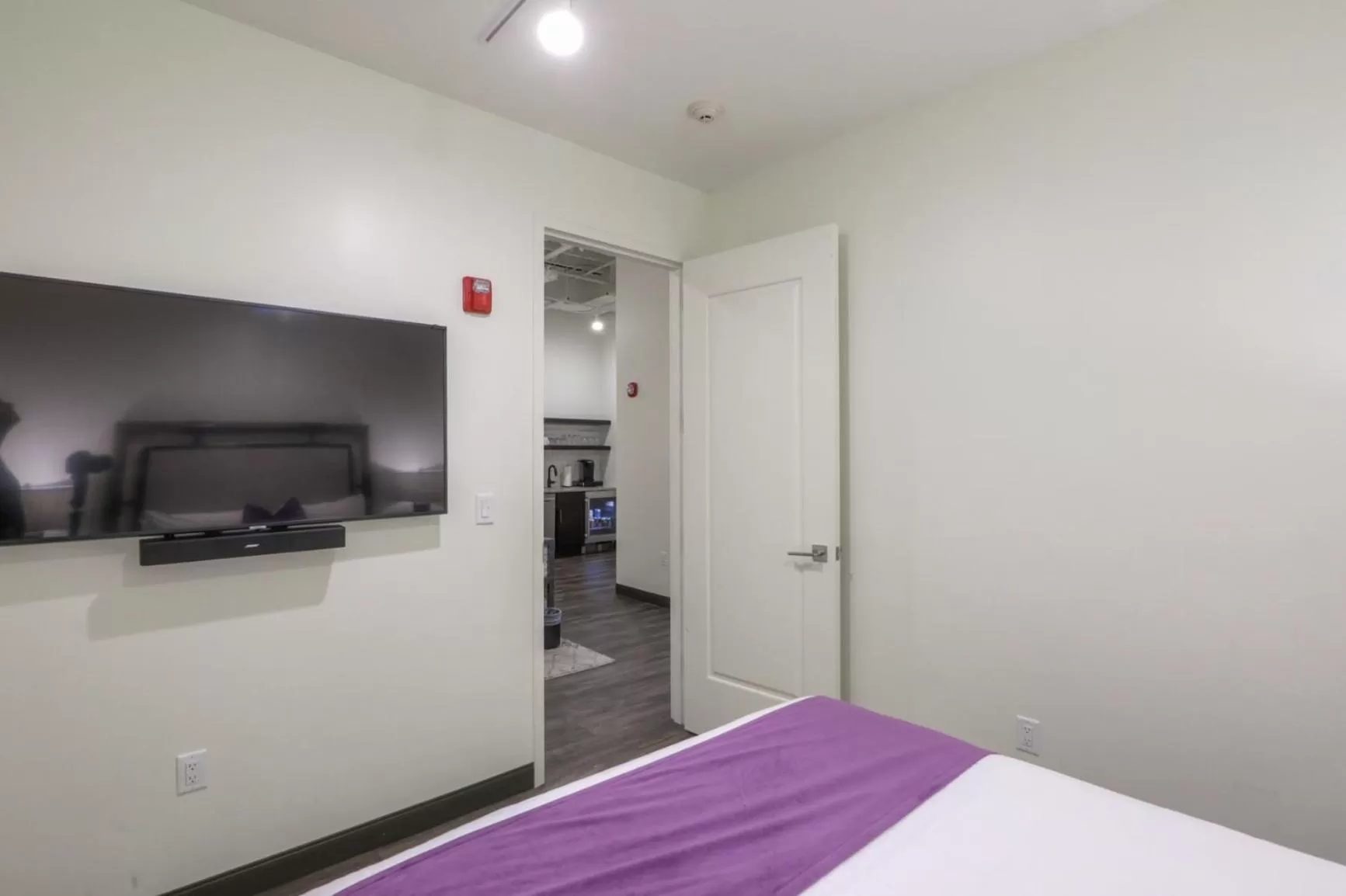 Bedroom, Bed in Studio 154 Hotel