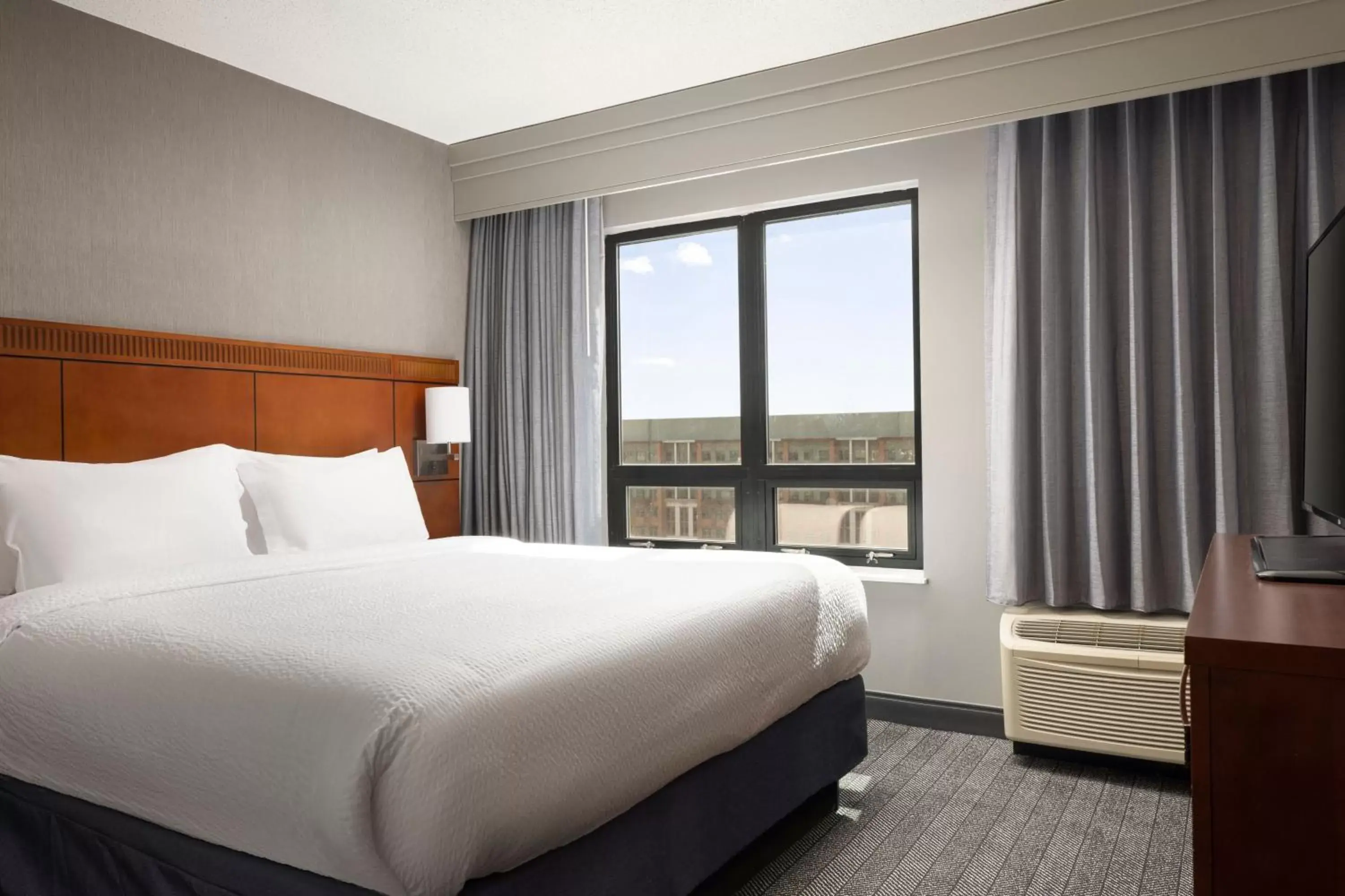 Bedroom, Bed in Courtyard by Marriott Washington Capitol Hill/Navy Yard