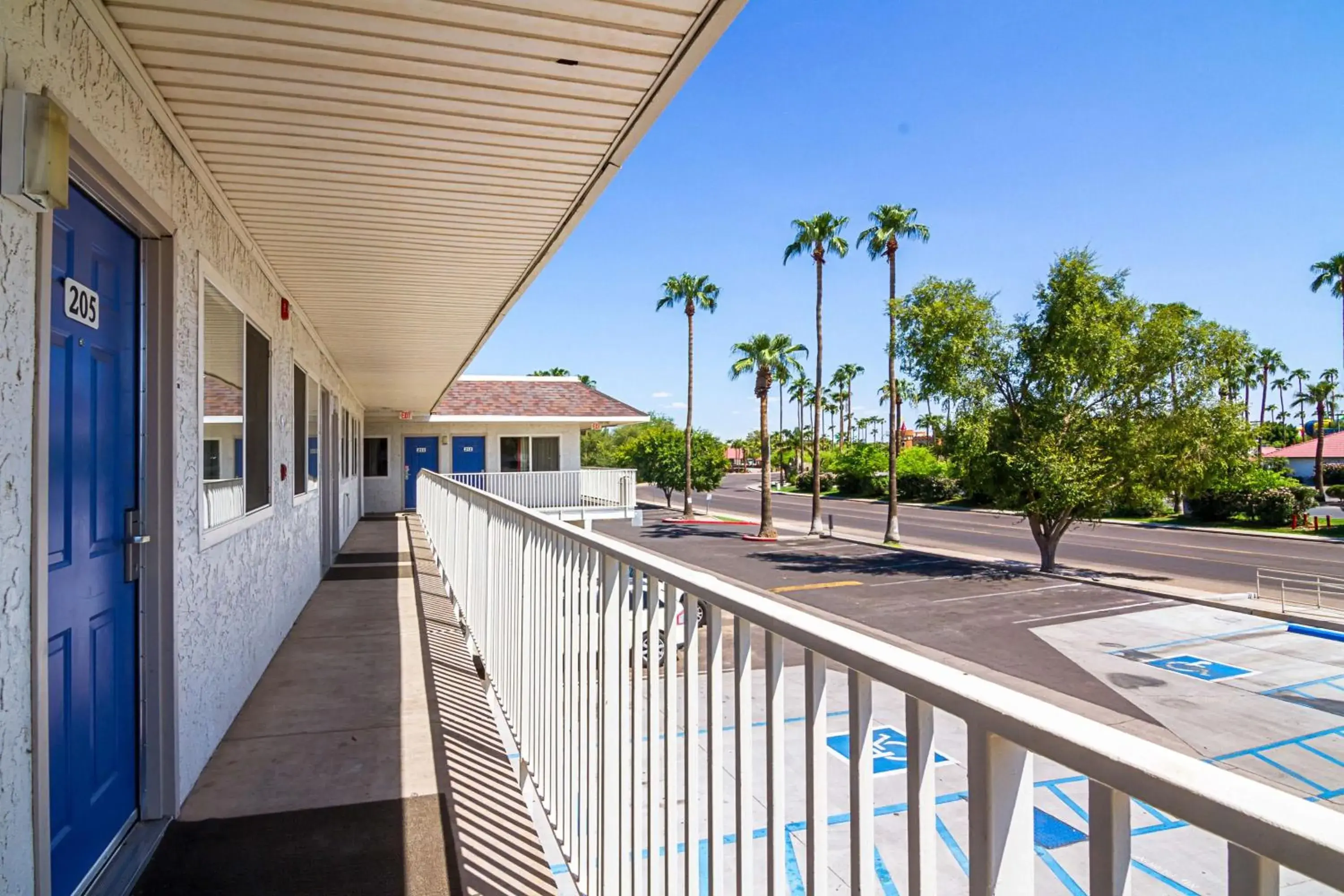 Property building, Pool View in Motel 6 Mesa North