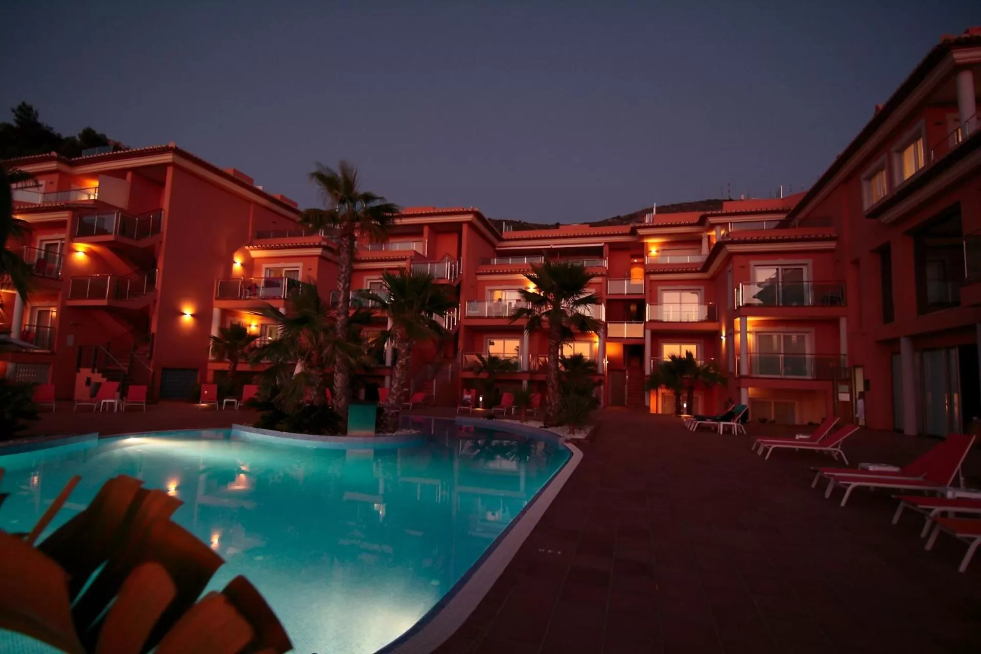 Swimming pool in Apartamentos Flamingo Hills