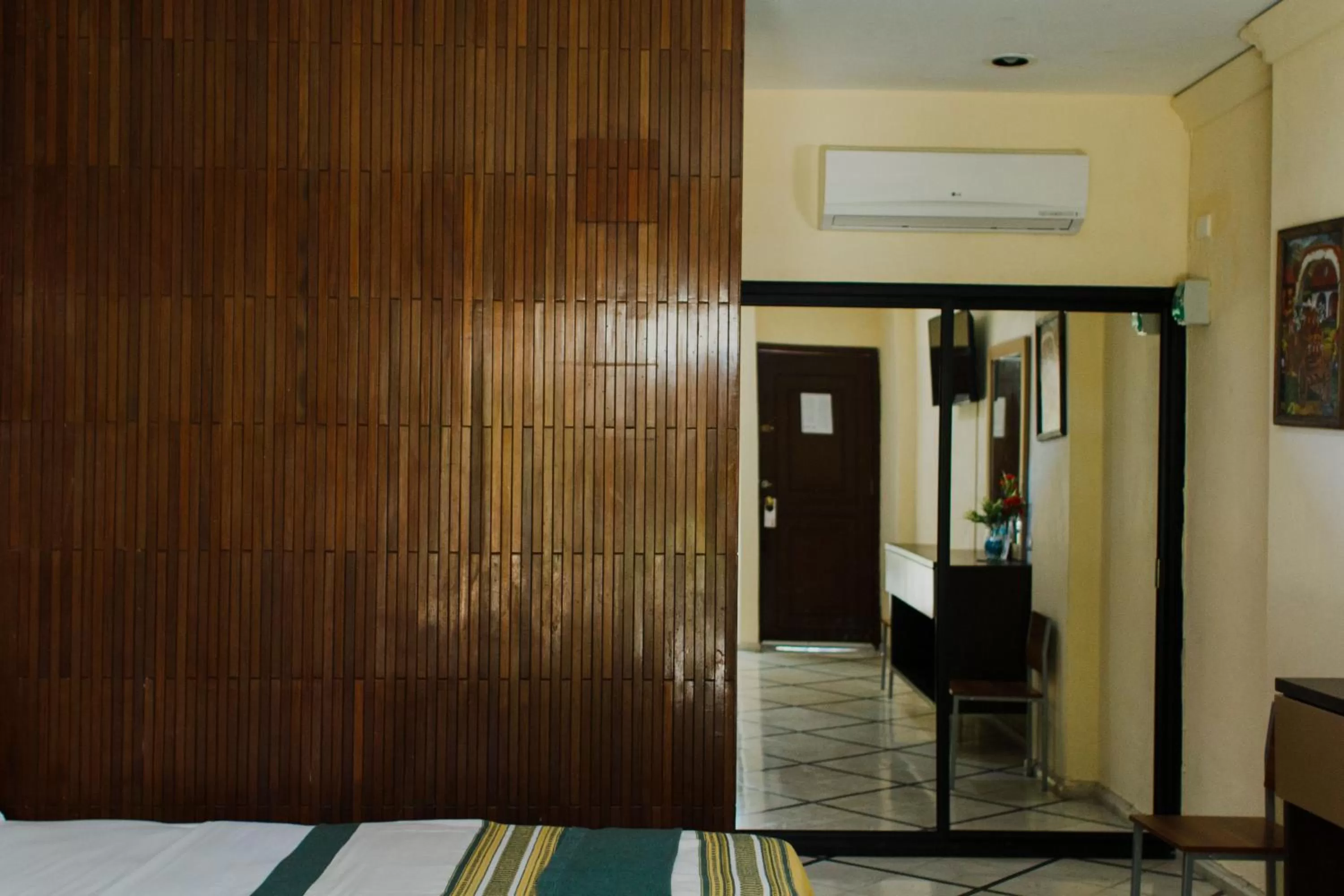 Decorative detail, Bed in Hotel Ambassador Mérida