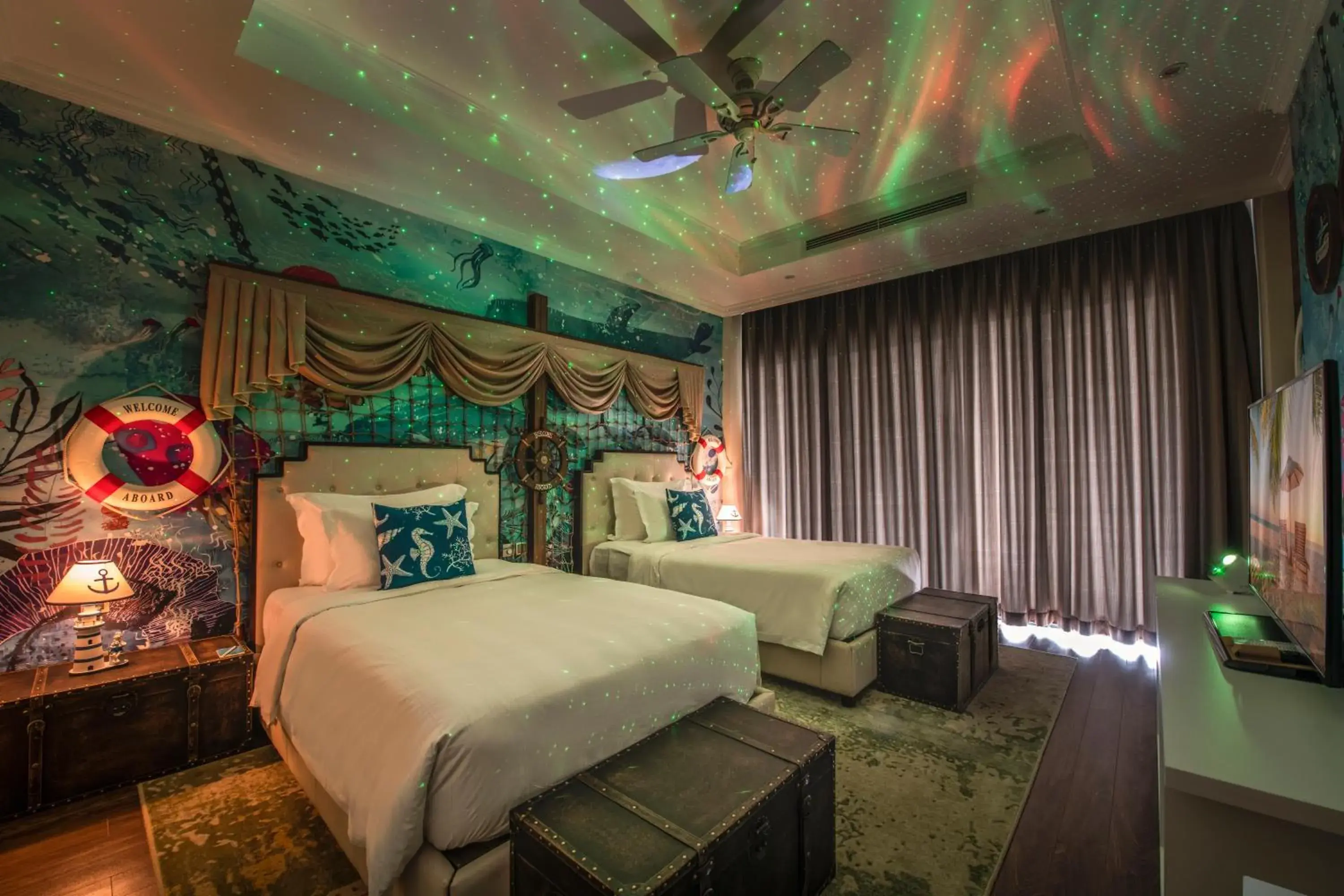 Bedroom, Bed in Vinpearl Wonderworld Phu Quoc