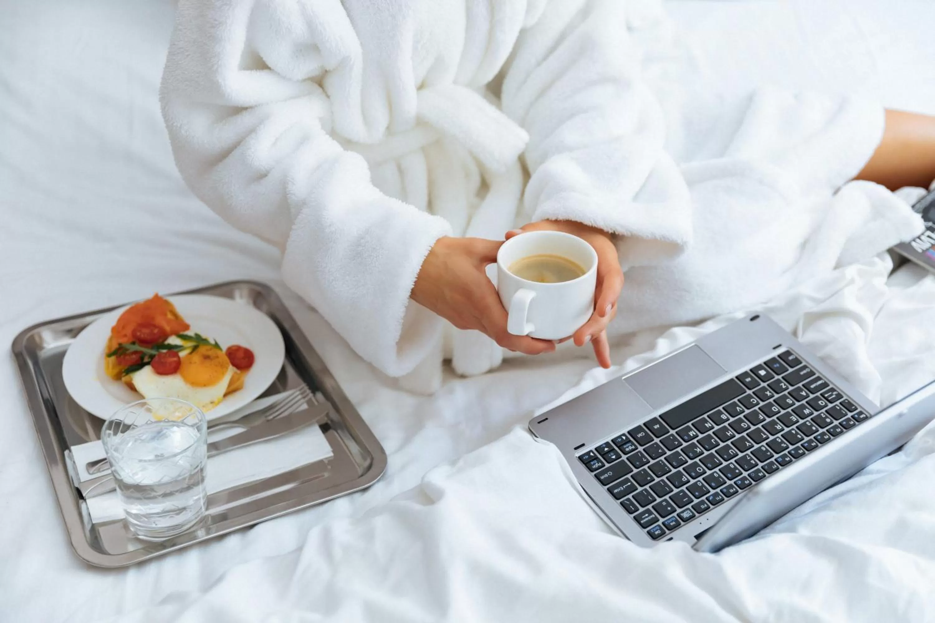 Bed in Art Deco Central Rooms