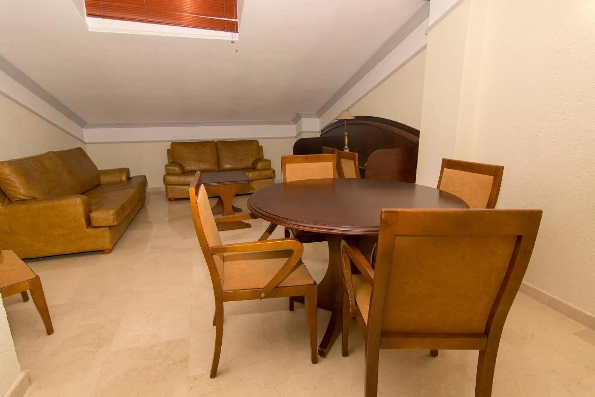 Living room, Seating Area in Hotel San Antonio