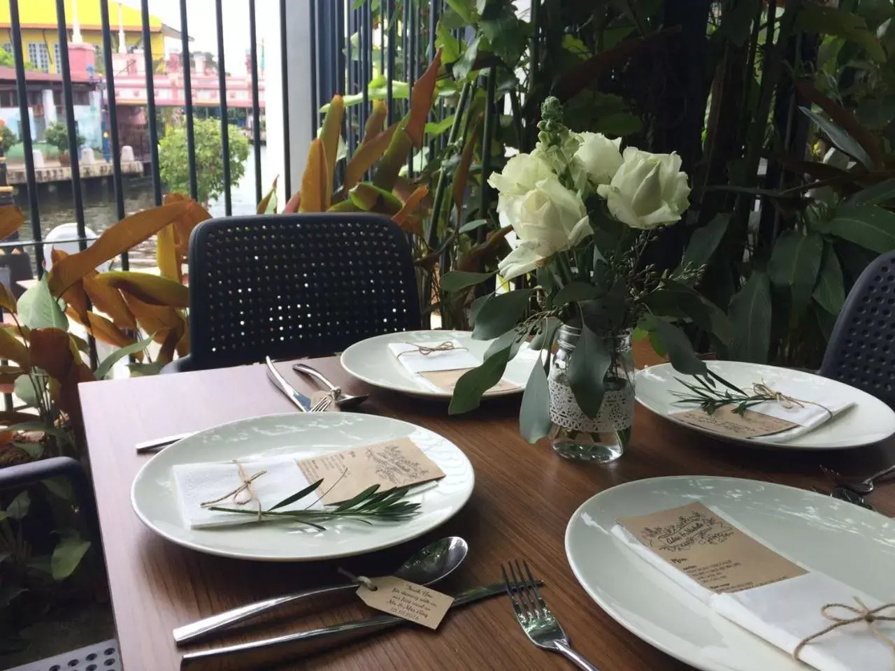 Restaurant/places to eat in 1825 Gallery Hotel Restaurant/places to eat in 1825 Gallery Hotel