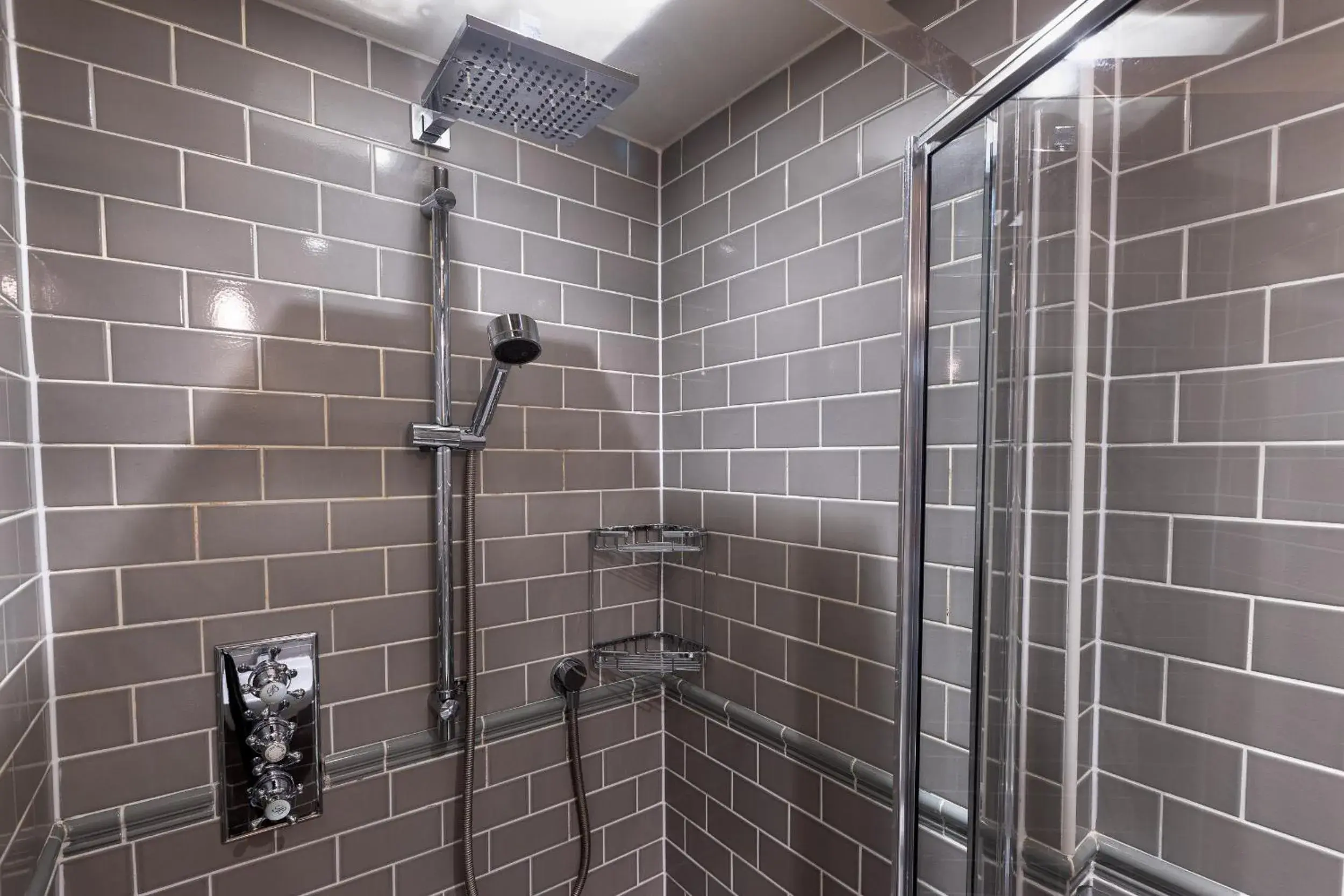 Shower, Bathroom in The Porch House