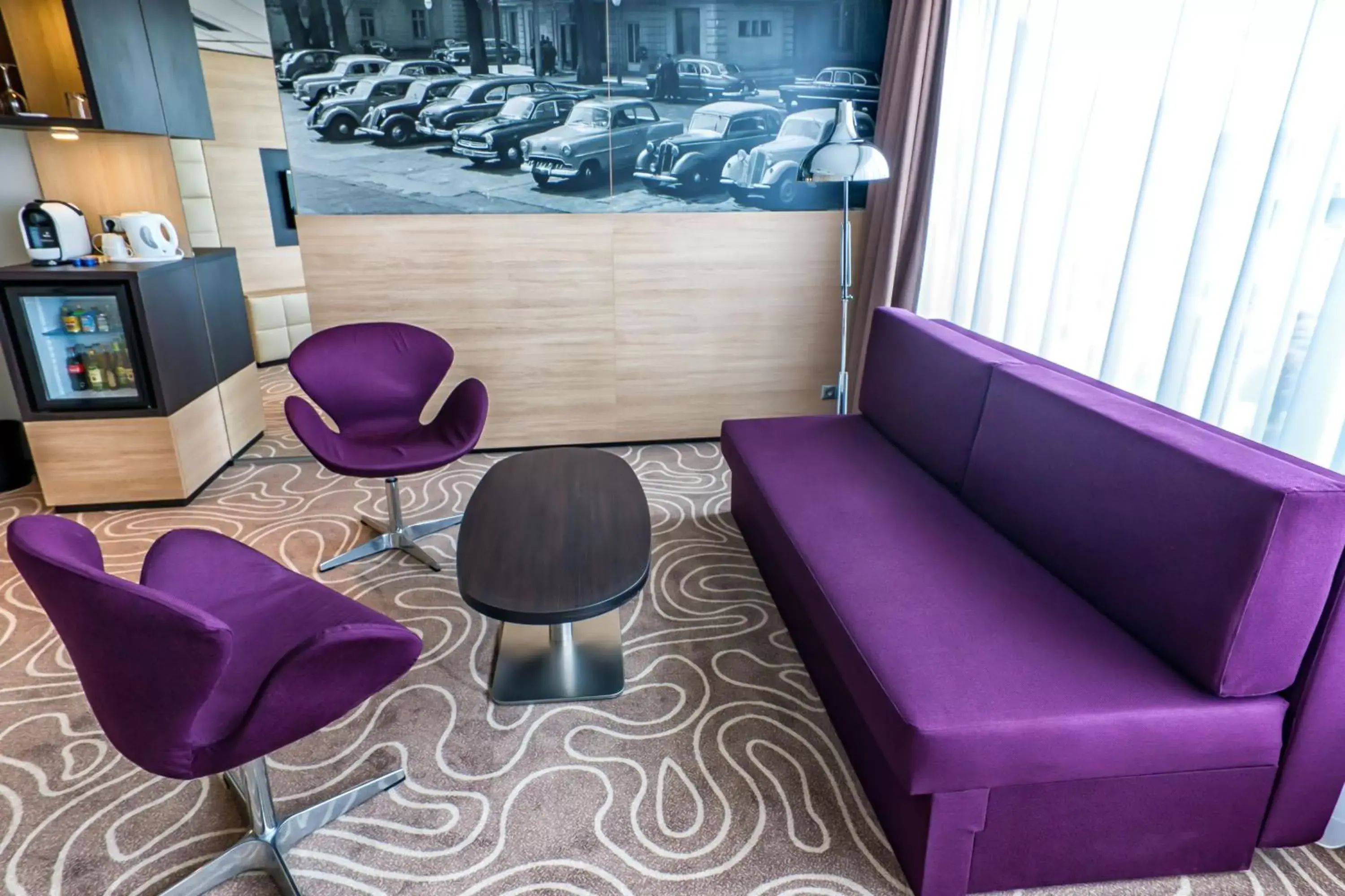 Bedroom, Seating Area in Holiday Inn Budapest-Budaörs, an IHG Hotel