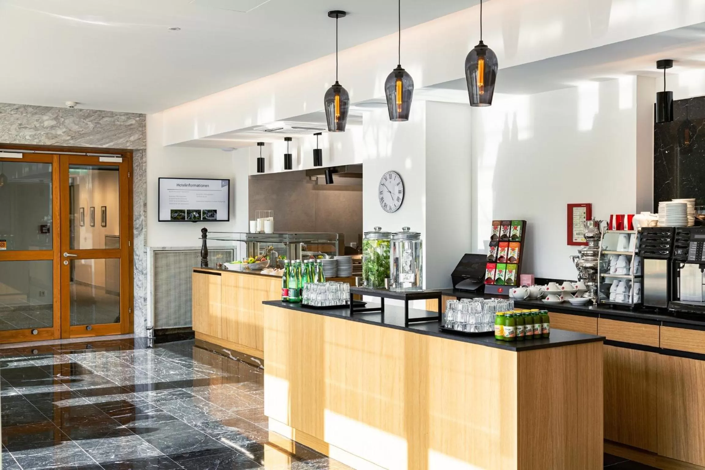 Food and drinks in Hotel Schloss Hernstein