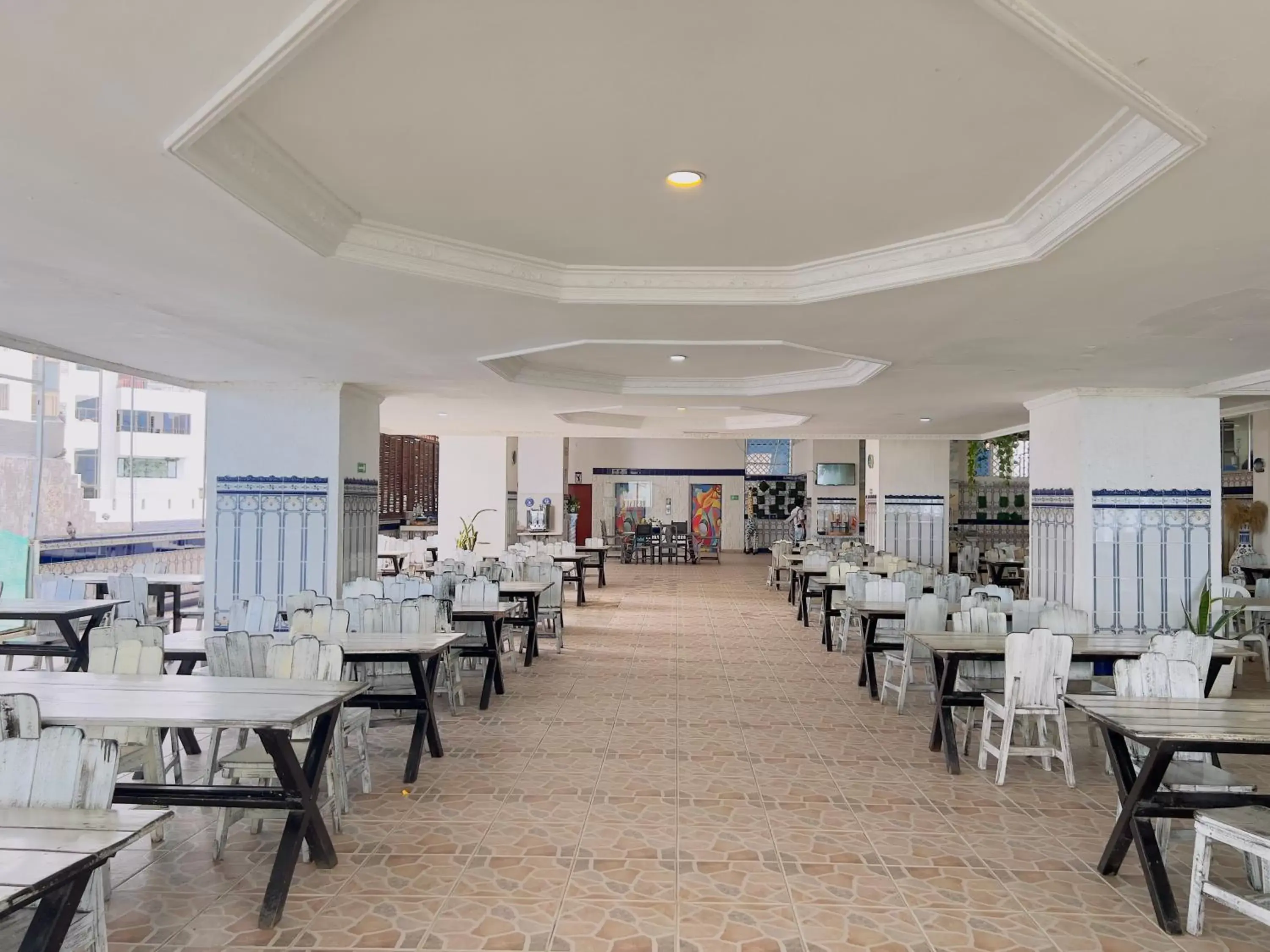 Restaurant/places to eat in Hotel Costa del Sol Restaurant/places to eat in Hotel Costa del Sol