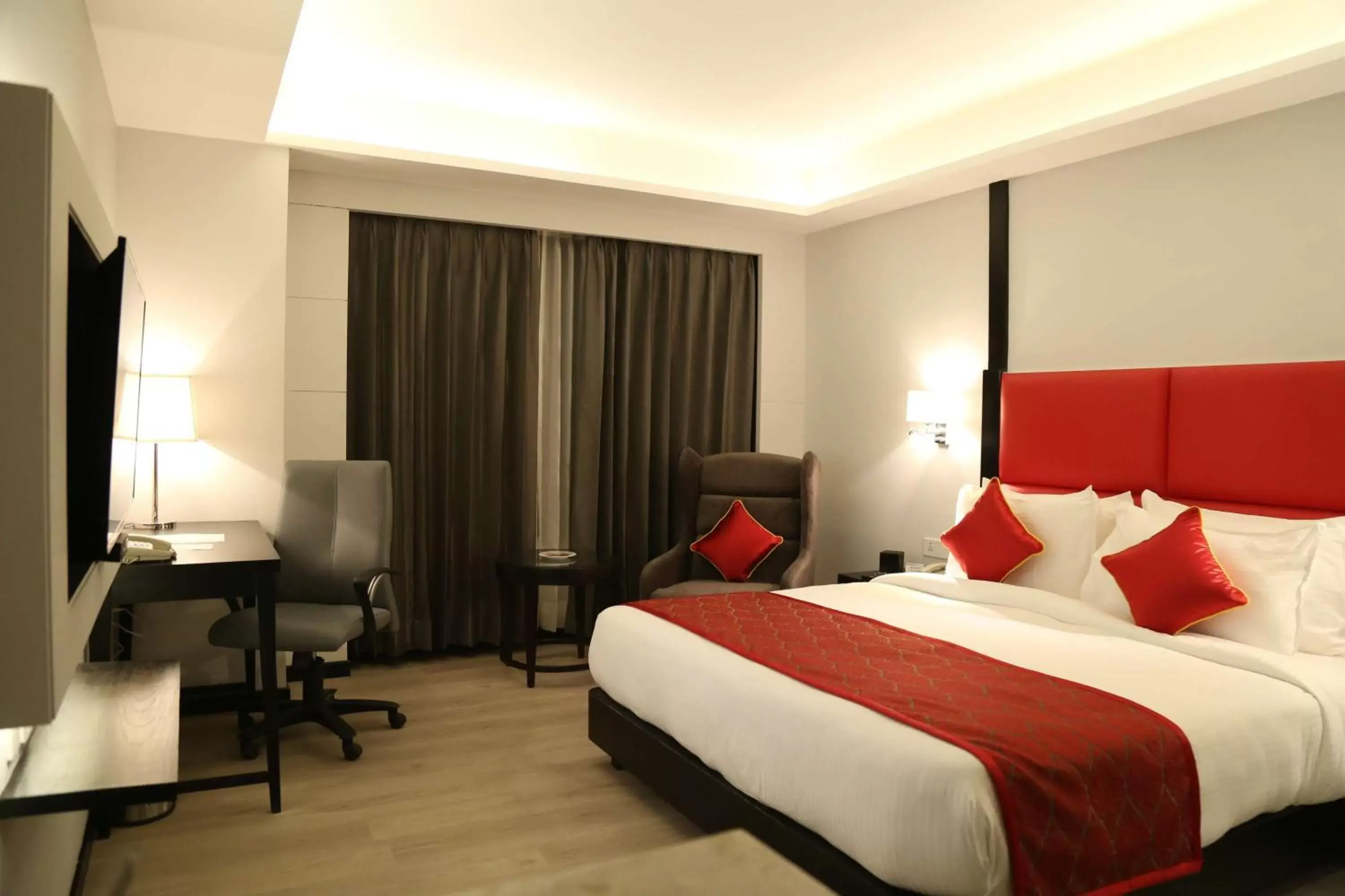 Photo of the whole room, Bed in Ramada Encore Jalandhar