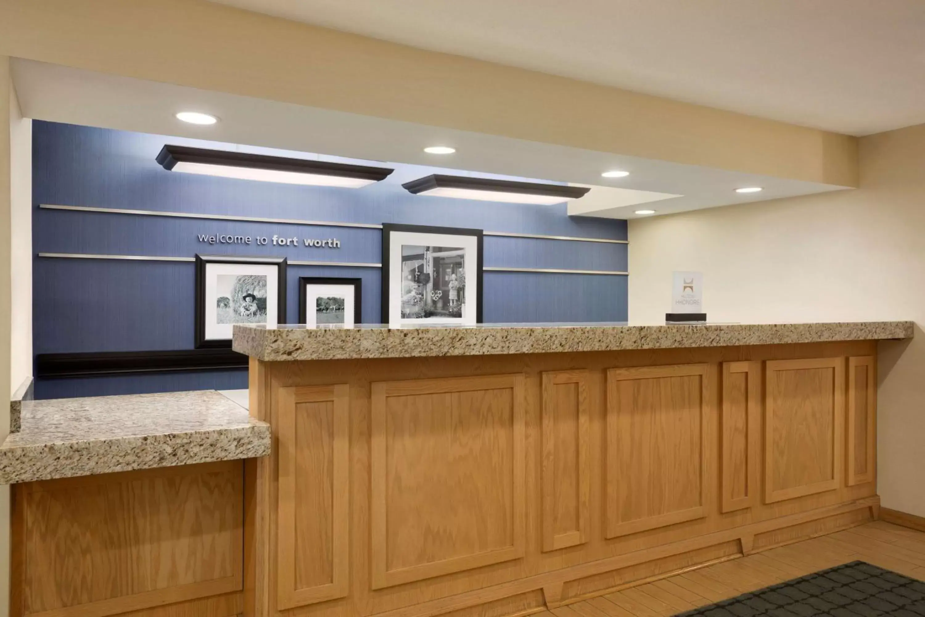 Lobby or reception in Hampton Inn Fort Worth Southwest Cityview Lobby or reception in Hampton Inn Fort Worth Southwest Cityview