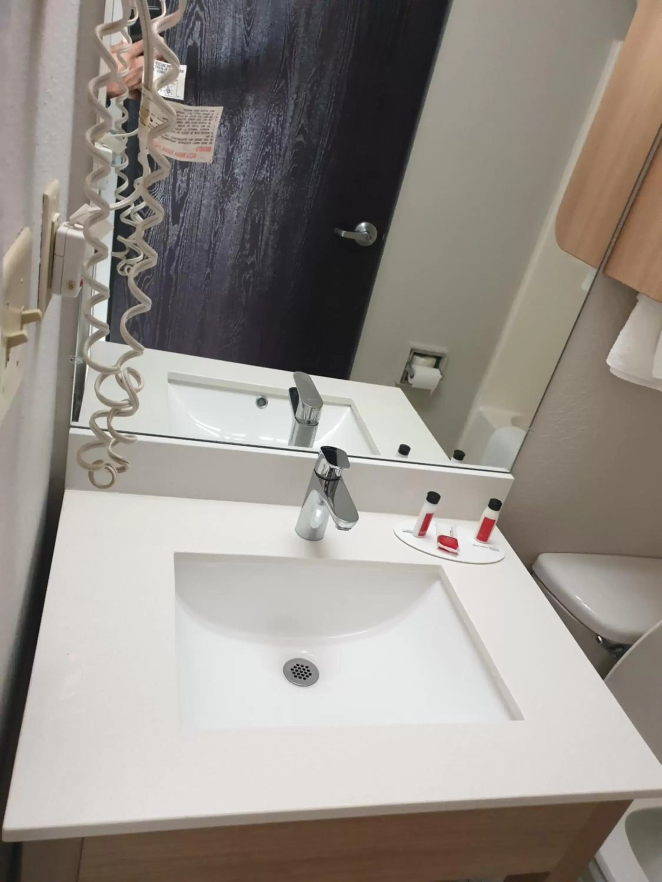 Bathroom in Microtel Inn & Suites by Wyndham Augusta/Riverwatch