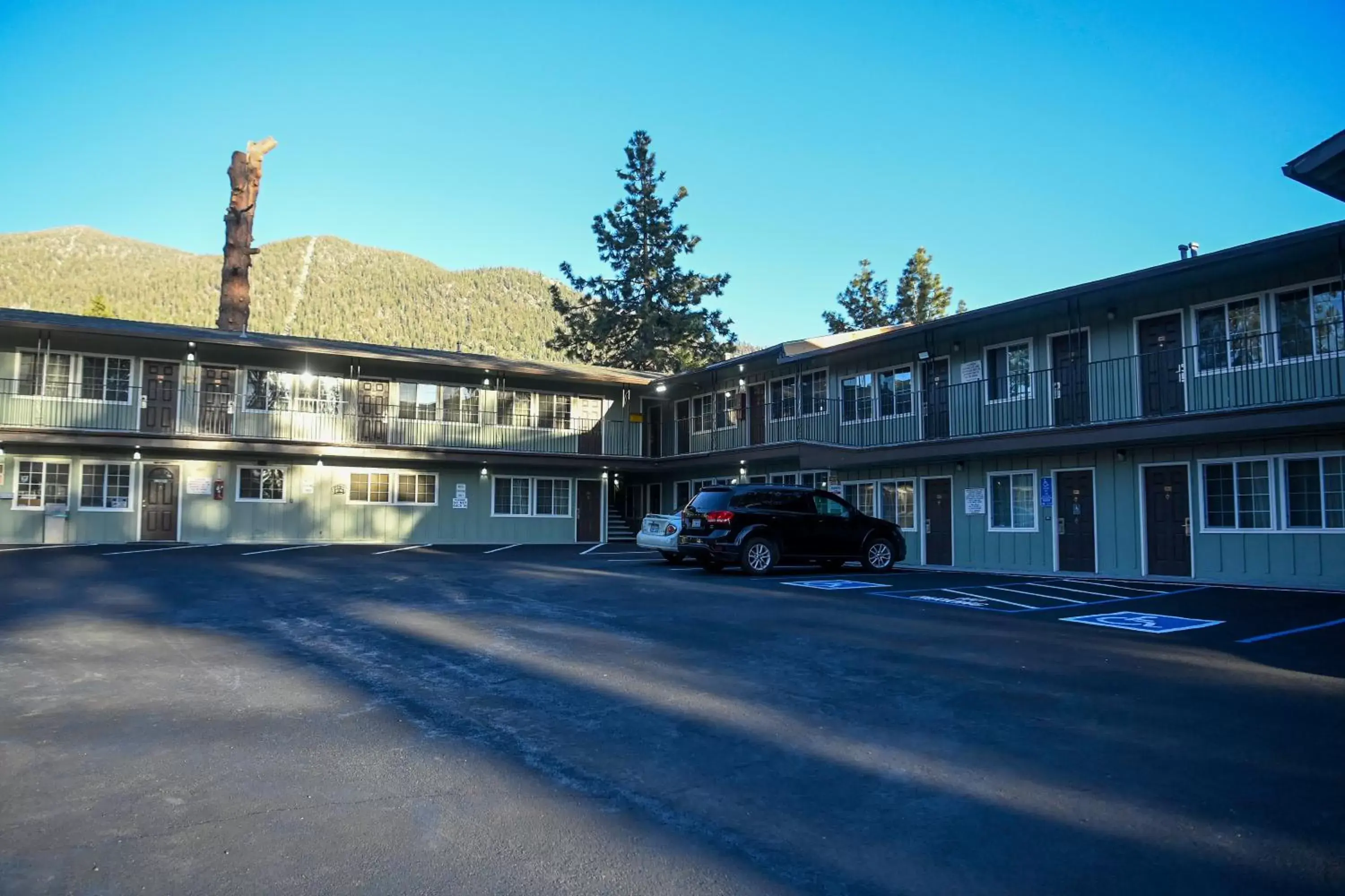 Property Building in Budget INN At The Heavenly Gondola