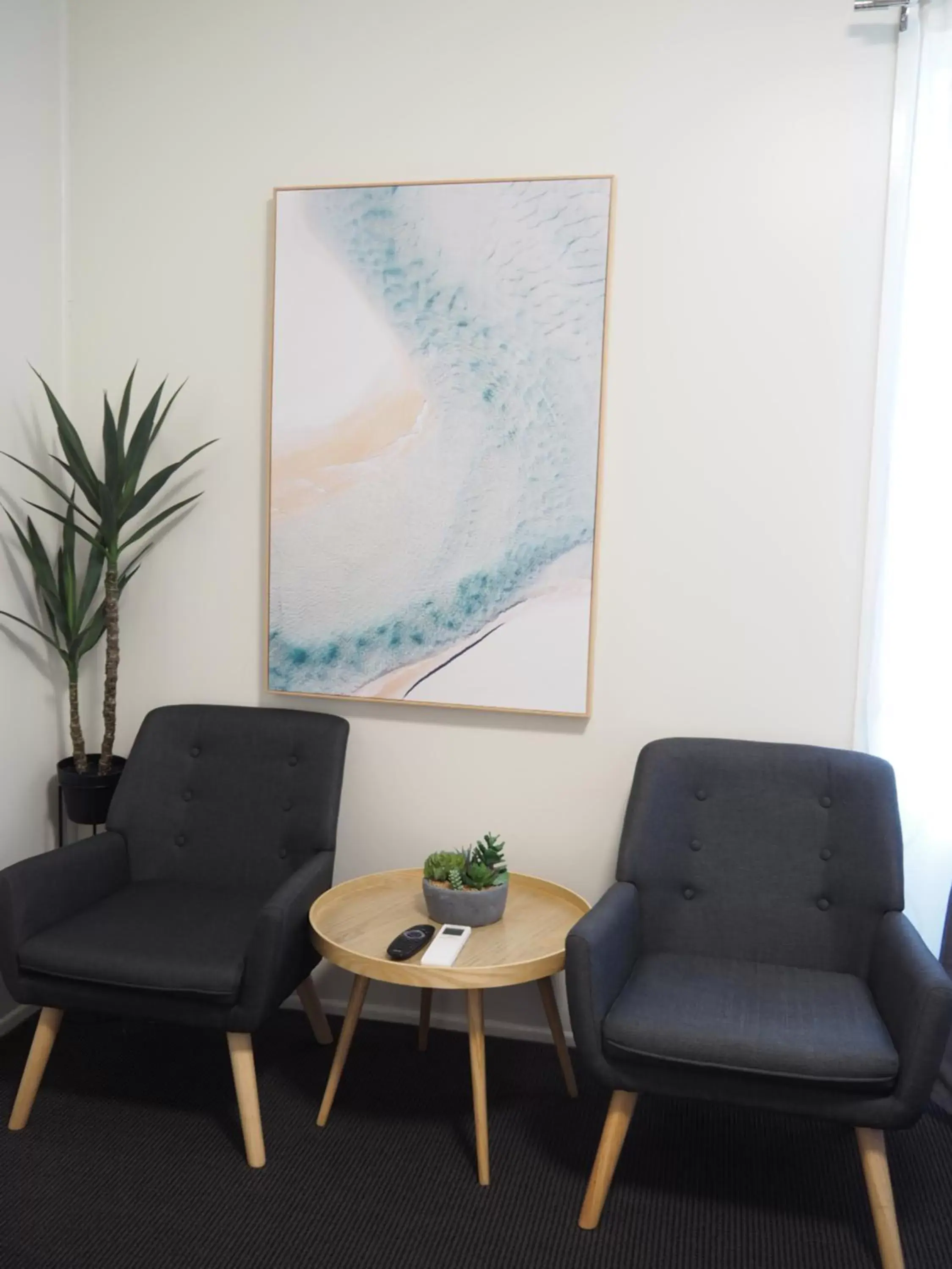 Living room, Seating Area in The Esplanade Motel