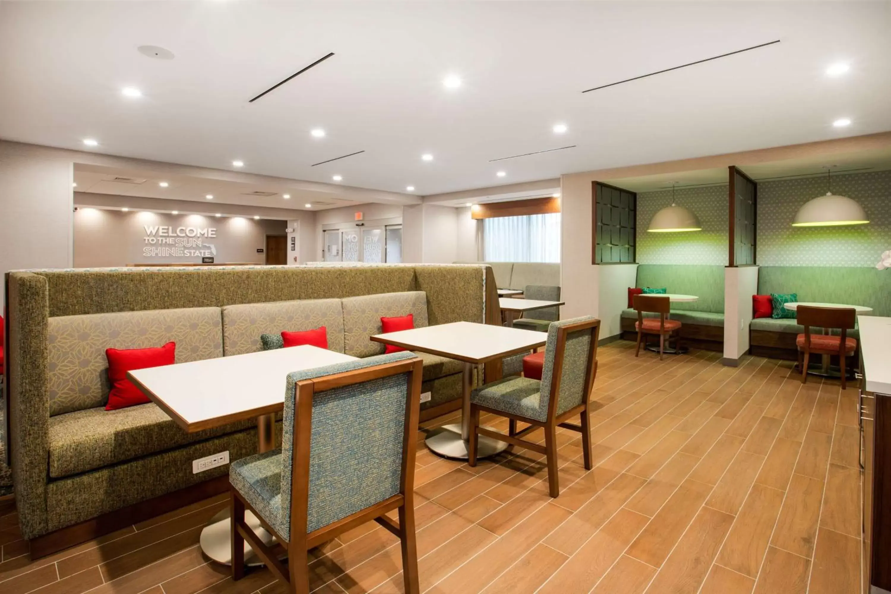 Lobby or reception, Restaurant/Places to Eat in Hampton Inn & Suites North Port, Fl